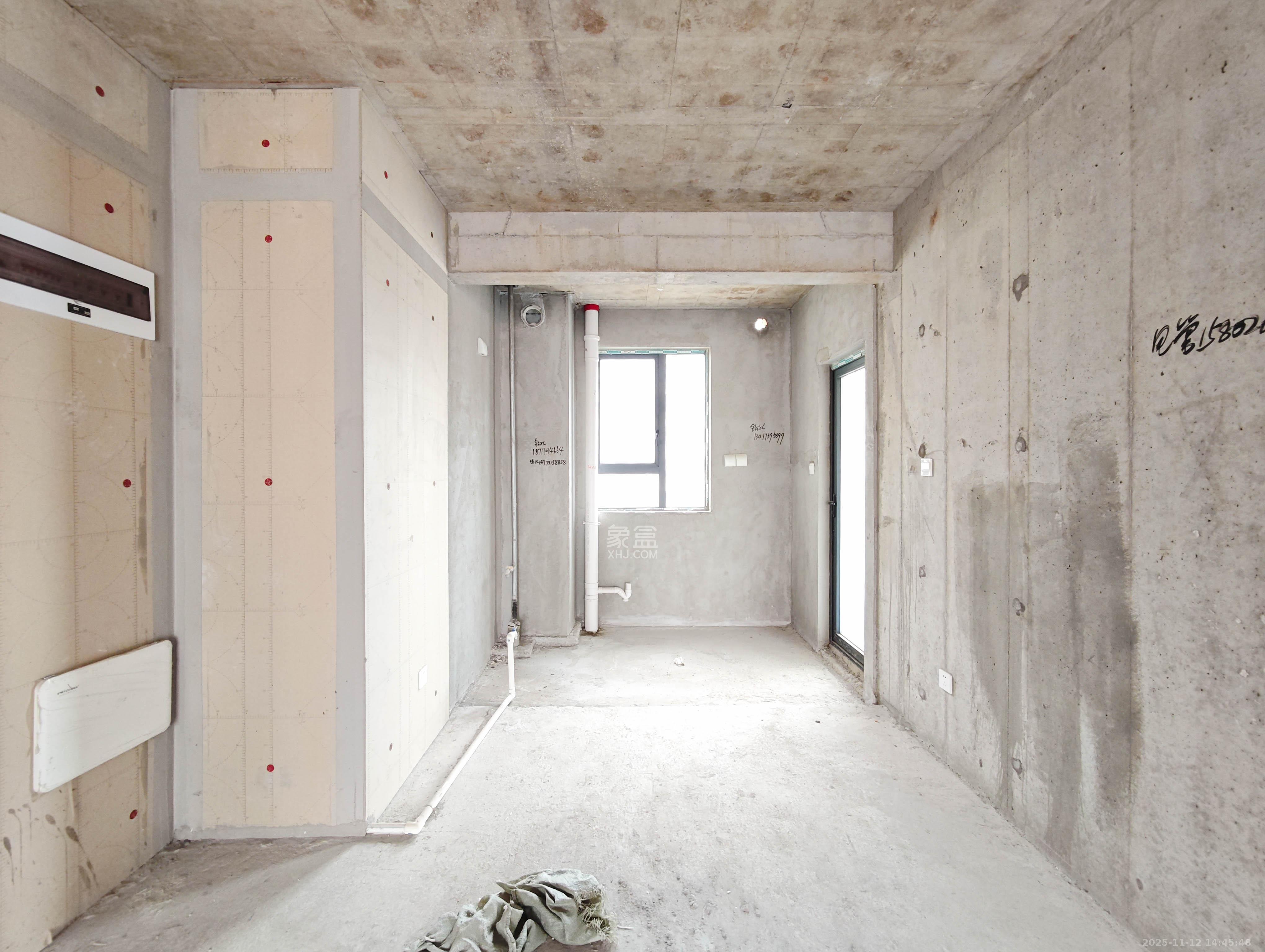 伊景园滨河苑  3室2厅2卫    72.8万其他