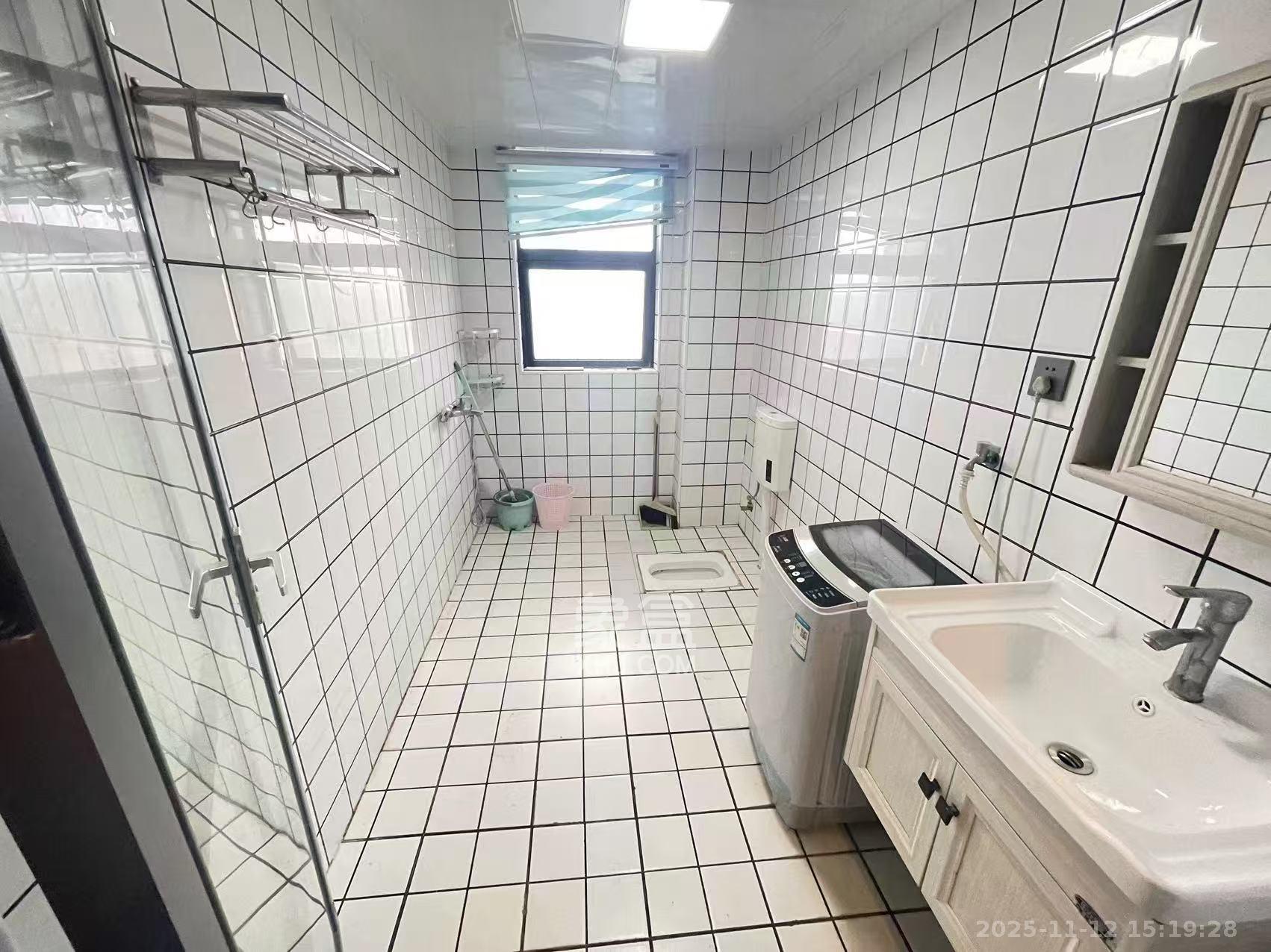 慢步江湾 3室1厅1卫 3000.0元/月 慢步江湾 3室1厅1卫 3000.0元/月室内图