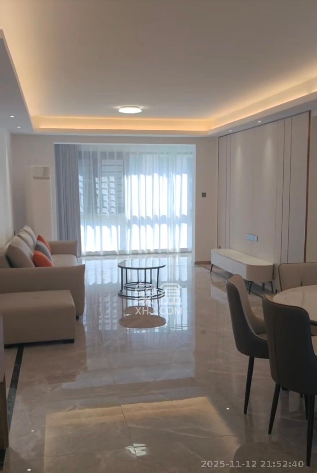 旭辉雨花郡  4室2厅2卫    4500.0元/月