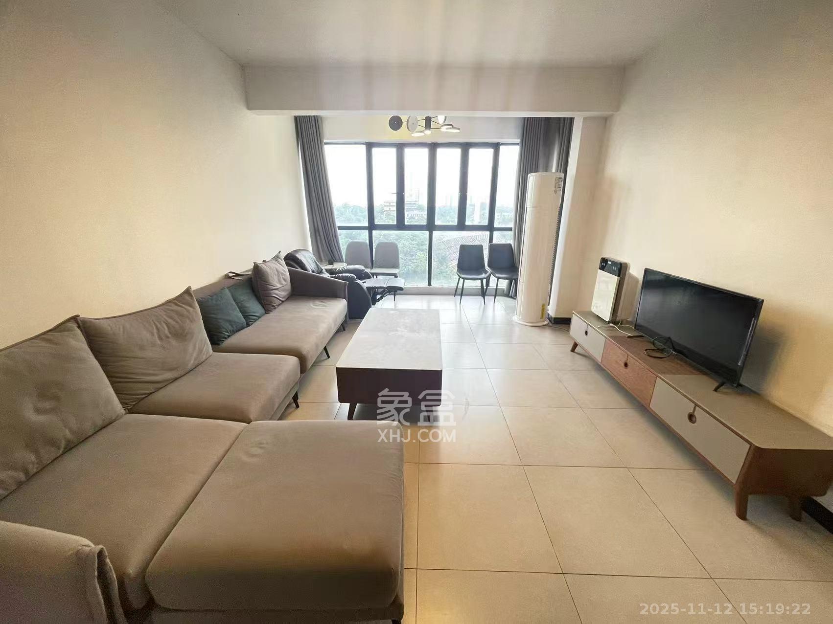 慢步江湾  3室1厅1卫    3000.0元/月室内图