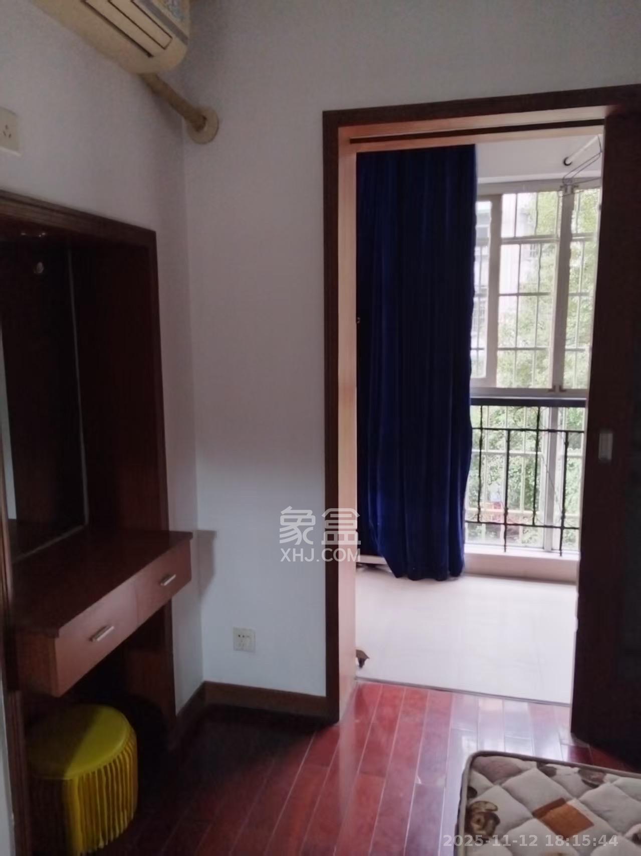 金帆小区 2室1厅1卫 1800.0元/月 金帆小区 2室1厅1卫 1800.0元/月室内图