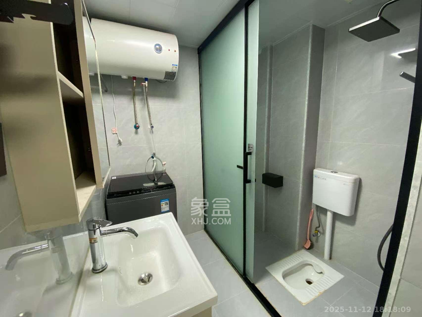 友兴家园 1室0厅0卫 1560.0元/月 友兴家园 1室0厅0卫 1560.0元/月室内图