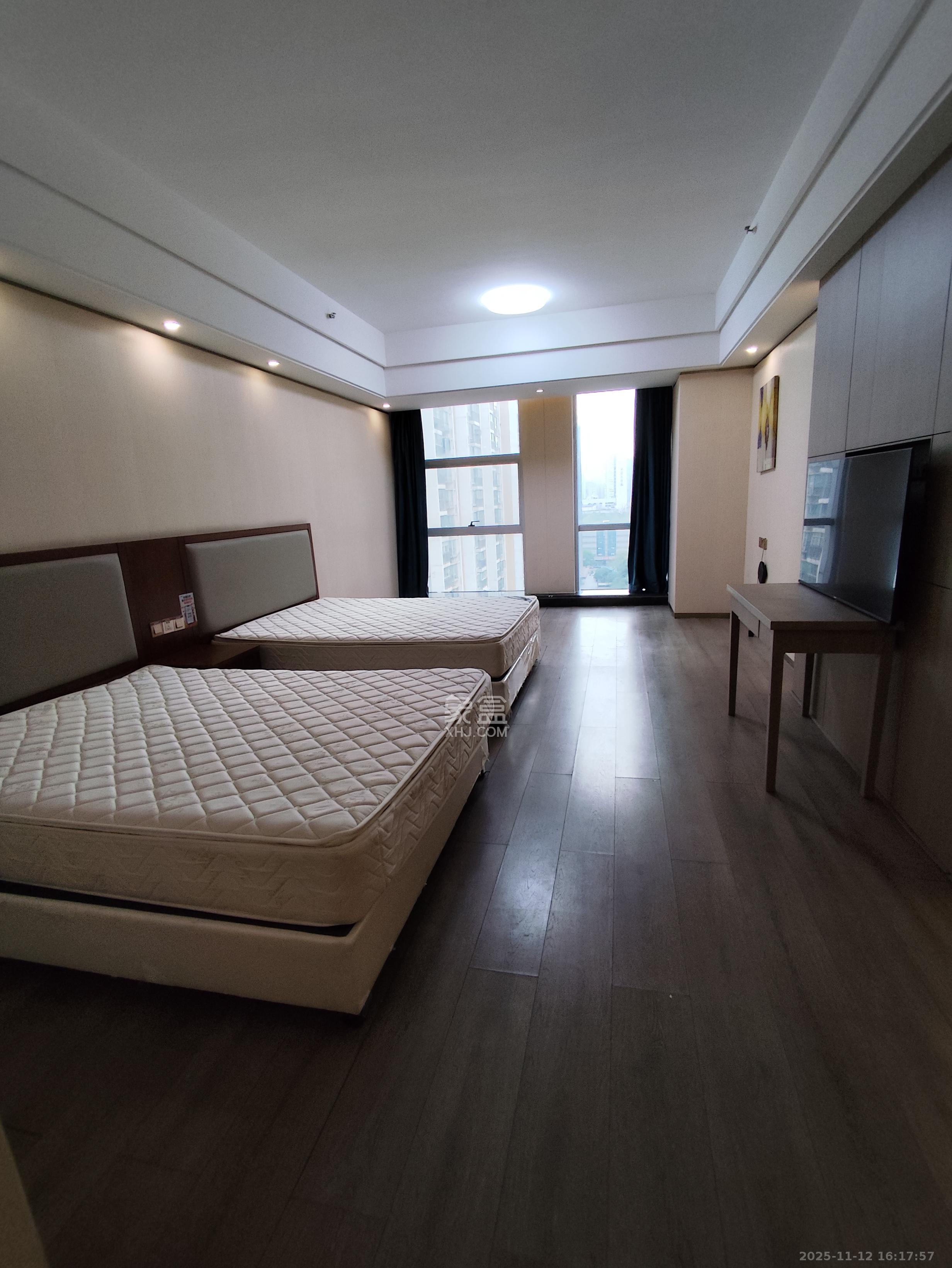 宇成朝阳广场  1室1厅1卫    2200.0元/月室内图