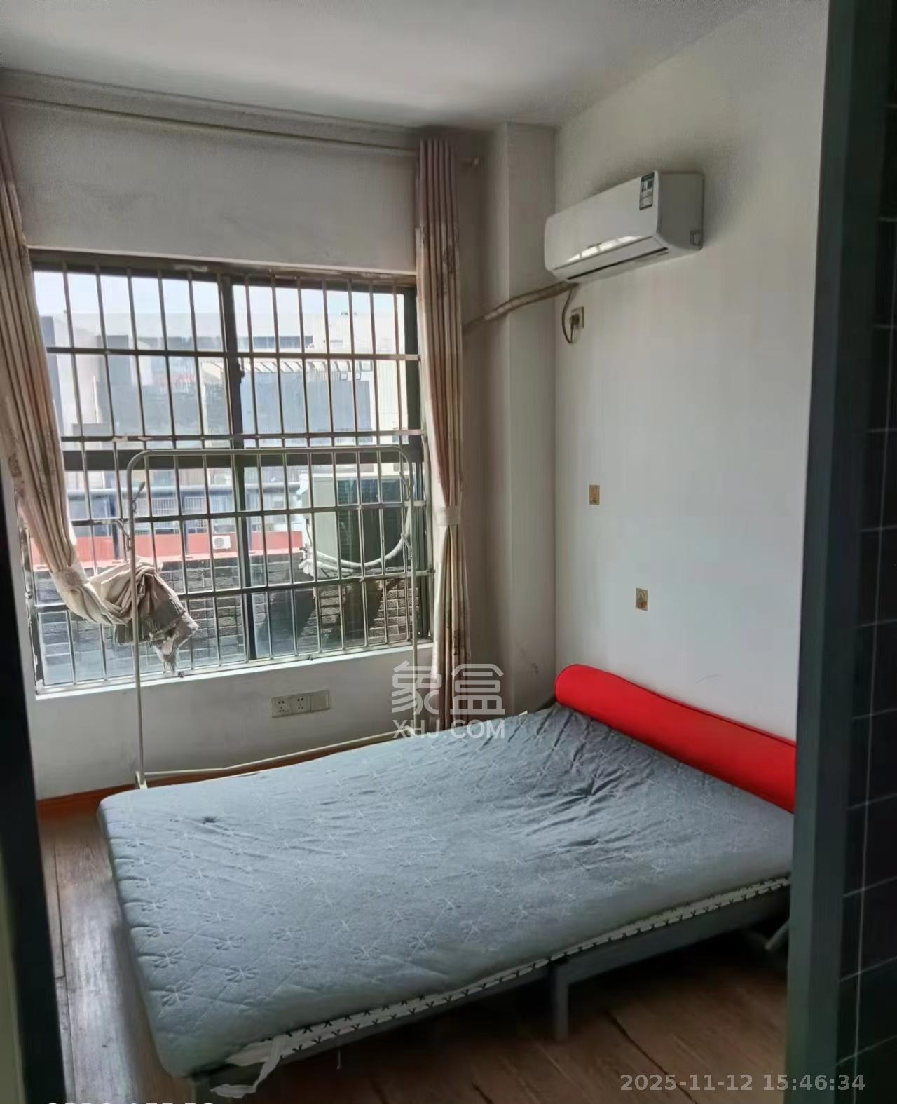 中信文化广场（中信新城二期）  1室2厅1卫    1800.0元/月室内图