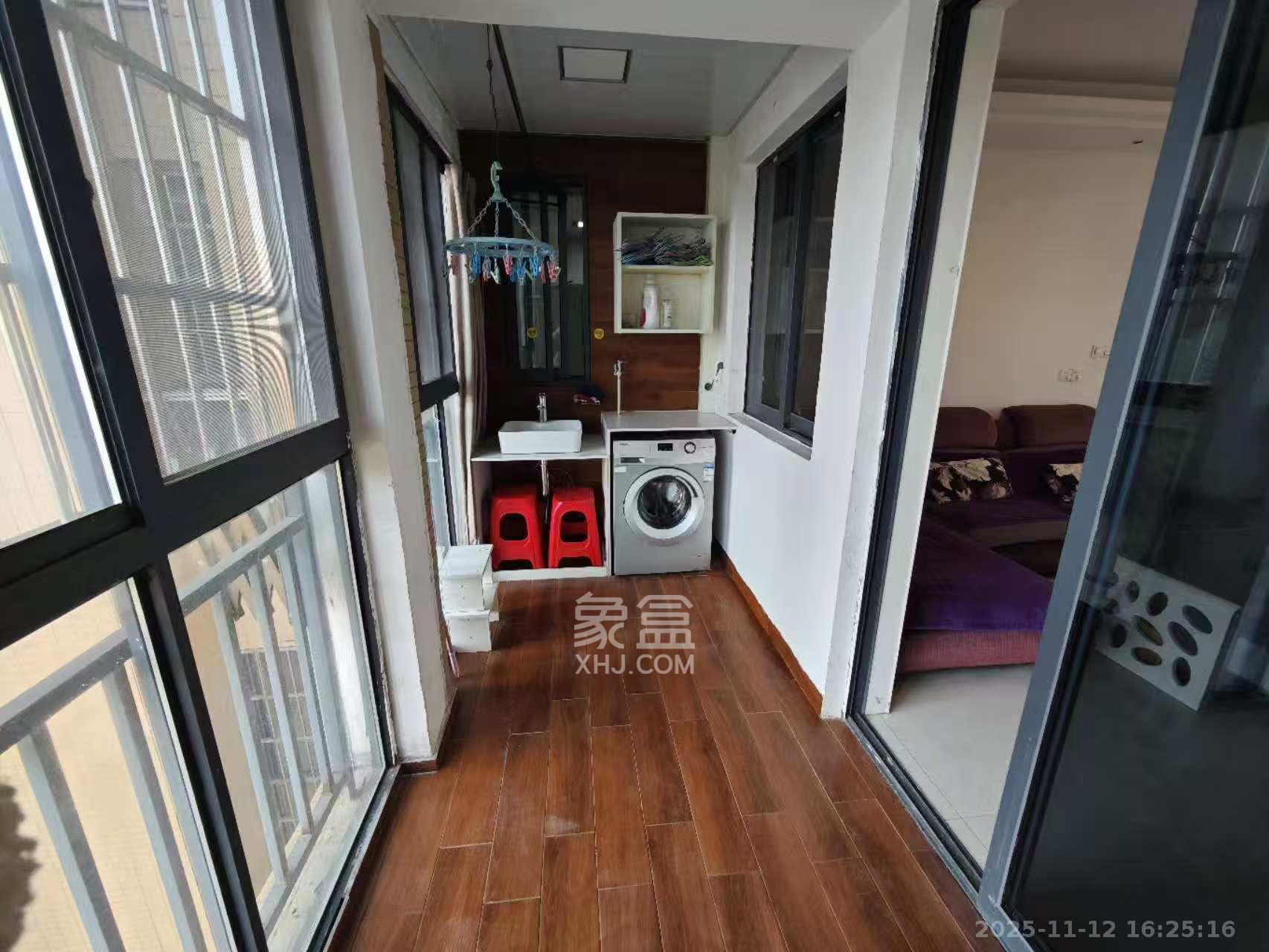 恒鑫山水卿卿 2室2厅1卫 1800.0元/月 恒鑫山水卿卿 2室2厅1卫 1800.0元/月室内图