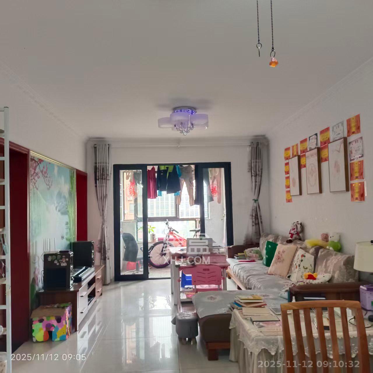 中信凯旋蓝岸（中信新城三期）  3室1厅1卫    2000.0元/月