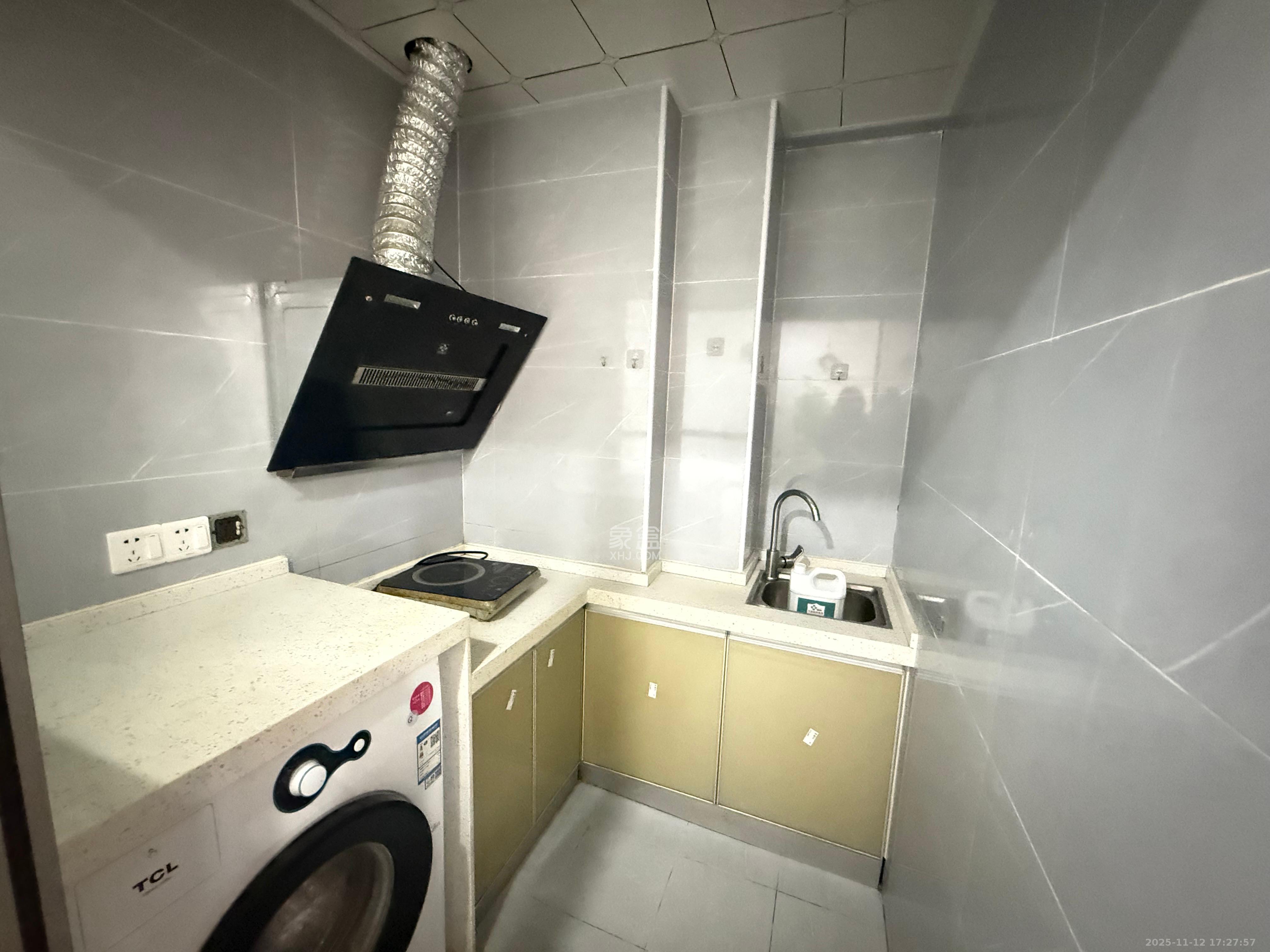 裕天国际商汇中心  1室1厅1卫    1680.0元/月室内图