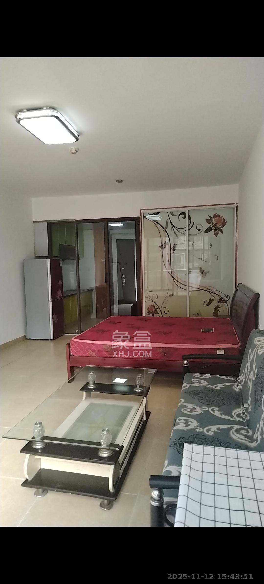 星城映象  1室1厅1卫    1300.0元/月