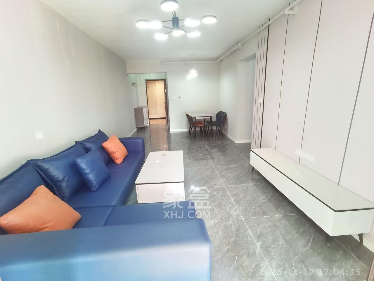 阳光城尚东湾凌云府  3室2厅2卫    2400.0元/月室内图