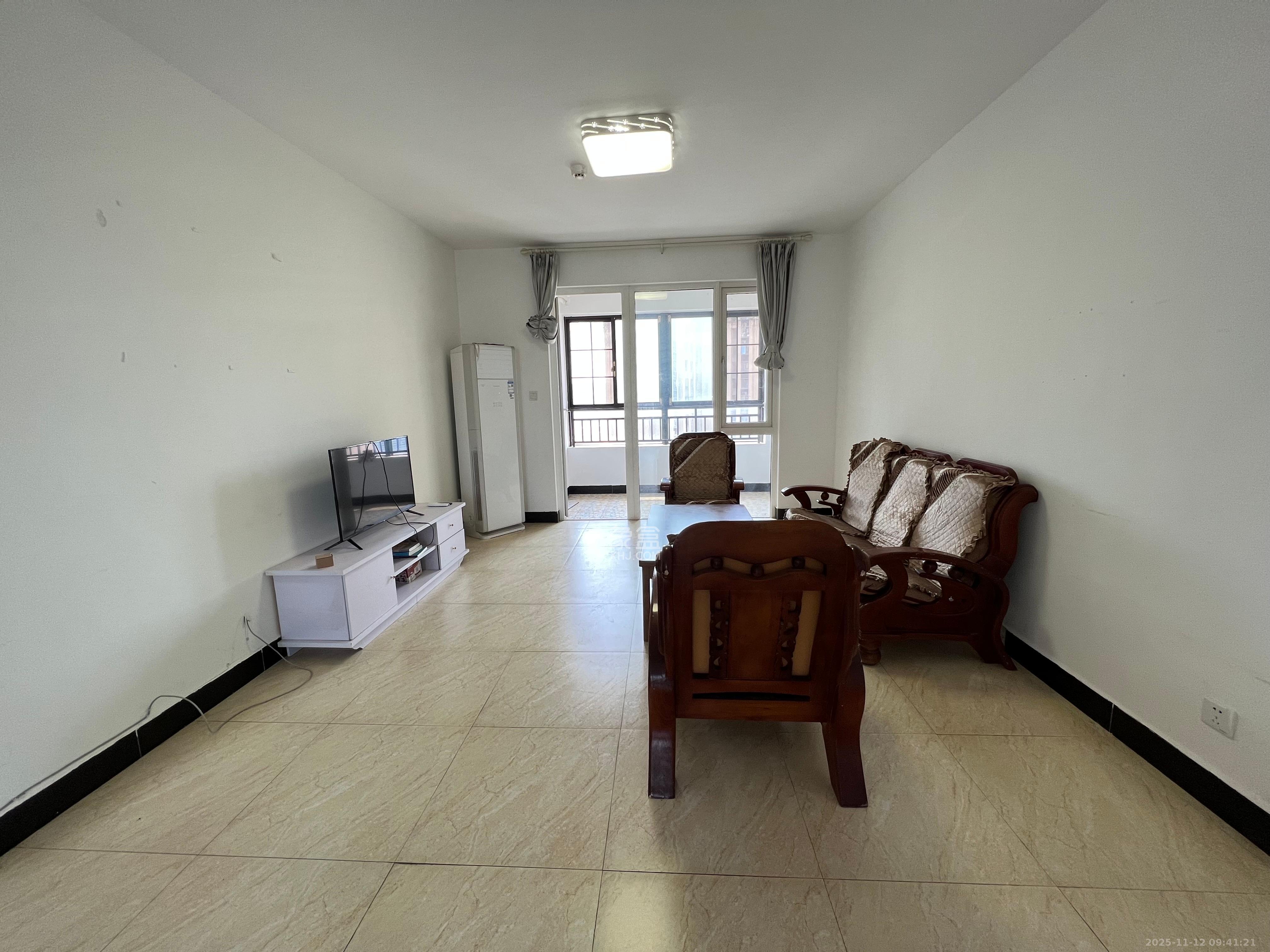 金地格林公馆 3室2厅1卫 2700.0元/月 金地格林公馆 3室2厅1卫 2700.0元/月室内图