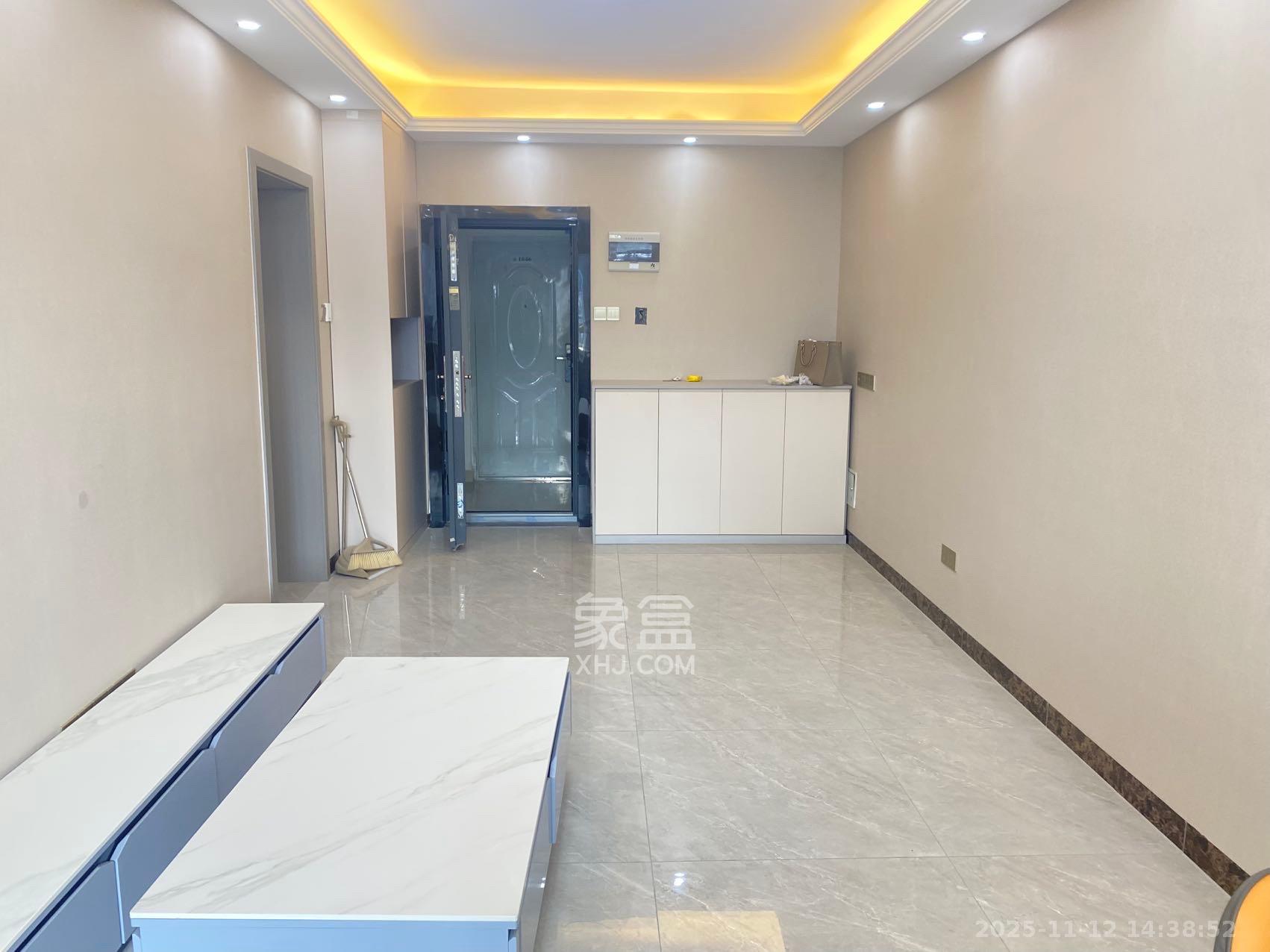 怡海星城  2室1厅1卫    1400.0元/月室内图