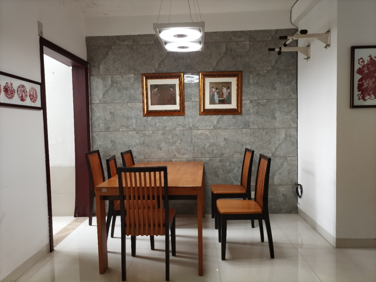 金鹿公寓 4室2厅2卫 159.0万 金鹿公寓 4室2厅2卫 159.0万客厅