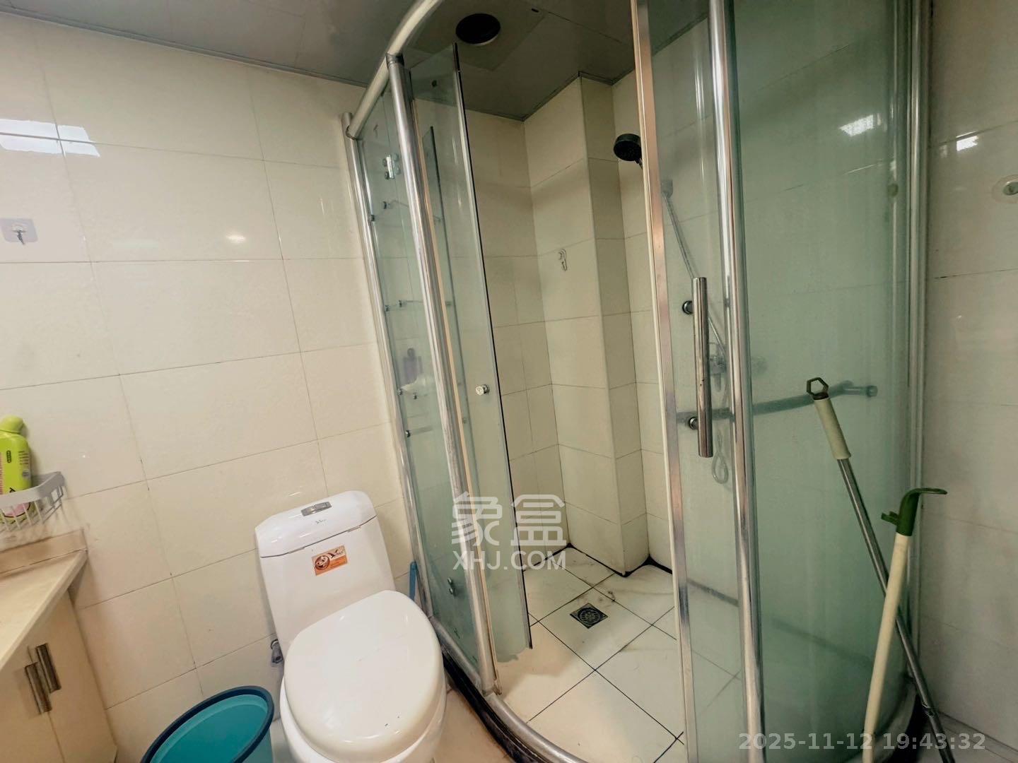 融圣国际  2室2厅1卫    2480.0元/月室内图