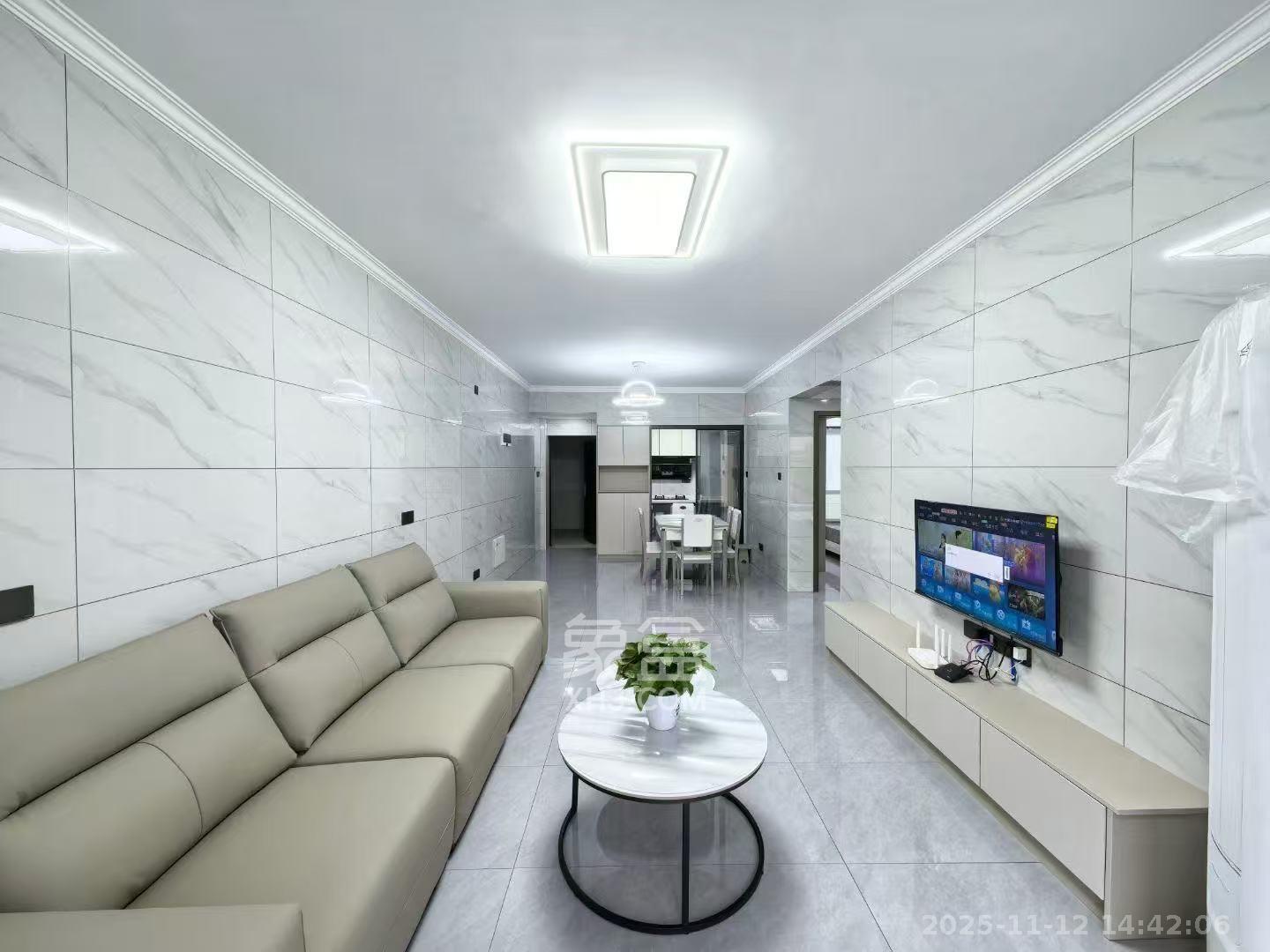 和润园三期  2室1厅1卫    2300.0元/月室内图