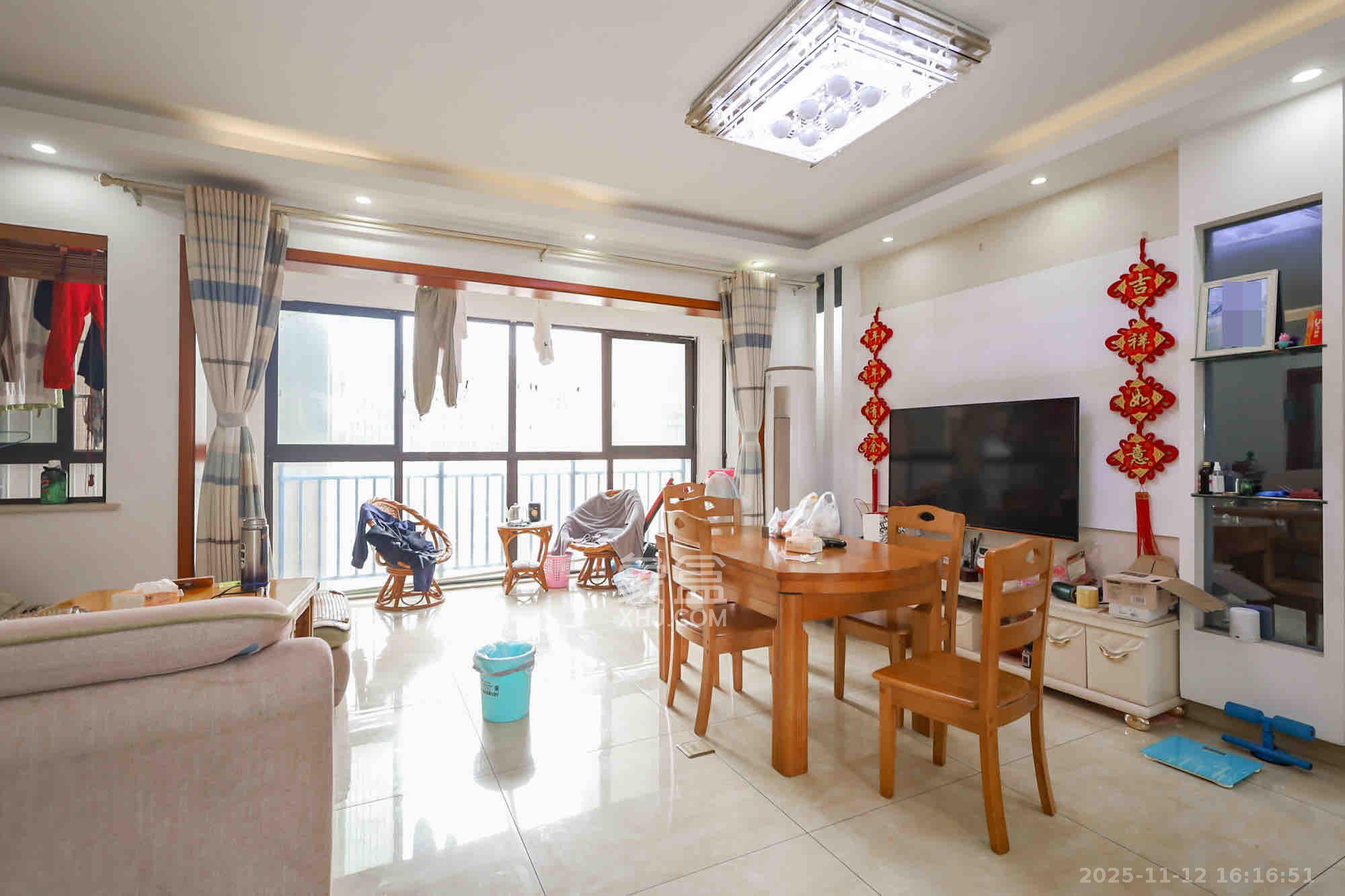 钰龙天下二期（钰龙佳园）  4室2厅2卫    3200.0元/月