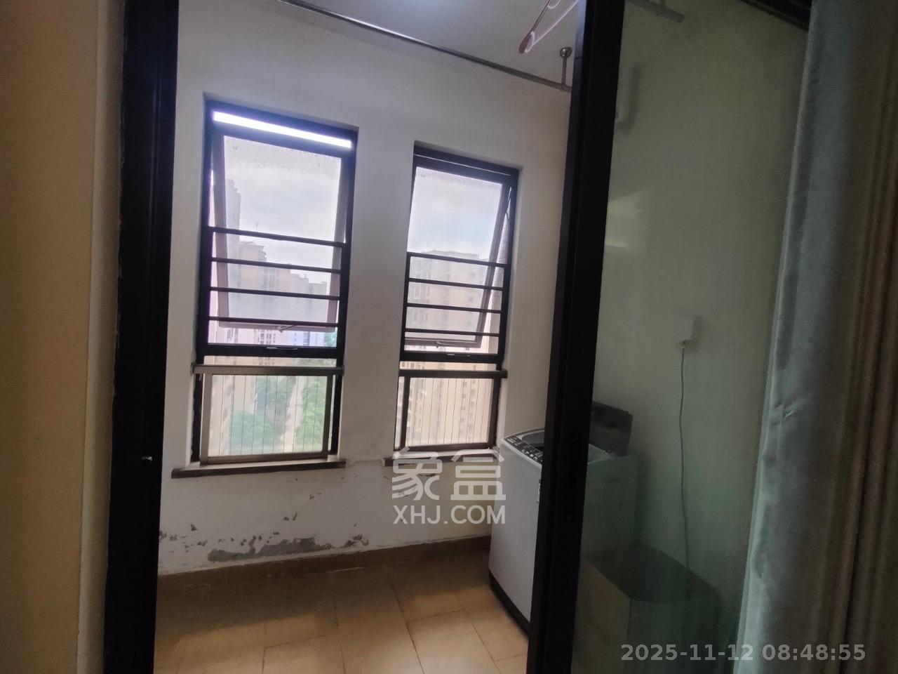 奥林匹克花园贡院三期  1室0厅1卫    1300.0元/月室内图