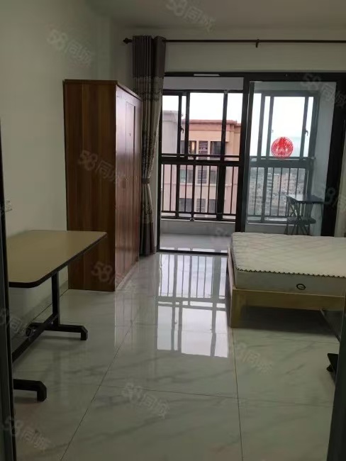 绿地城玺园  1室1厅1卫    37.0万