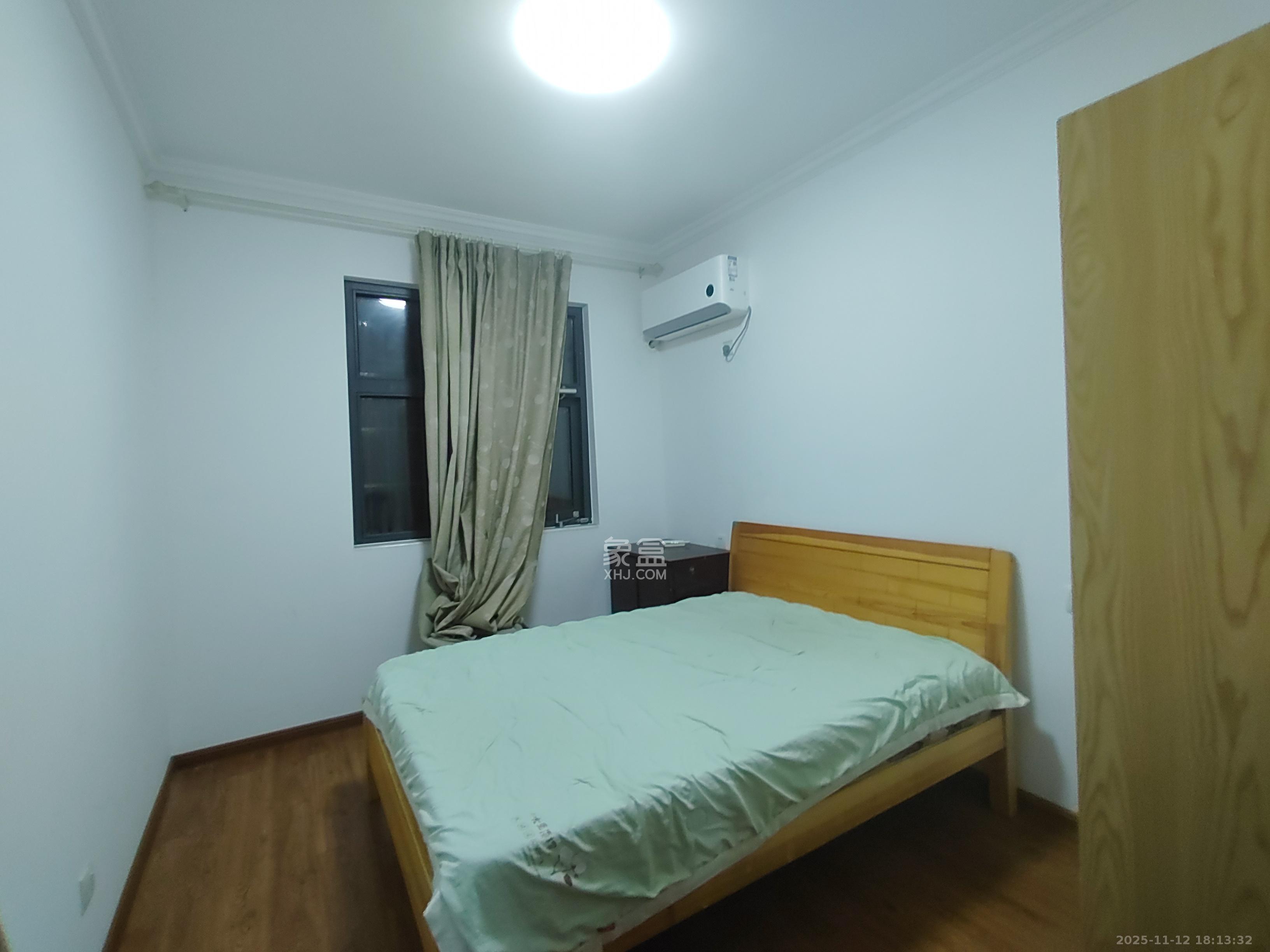 岳华新苑  3室2厅2卫    2700.0元/月室内图