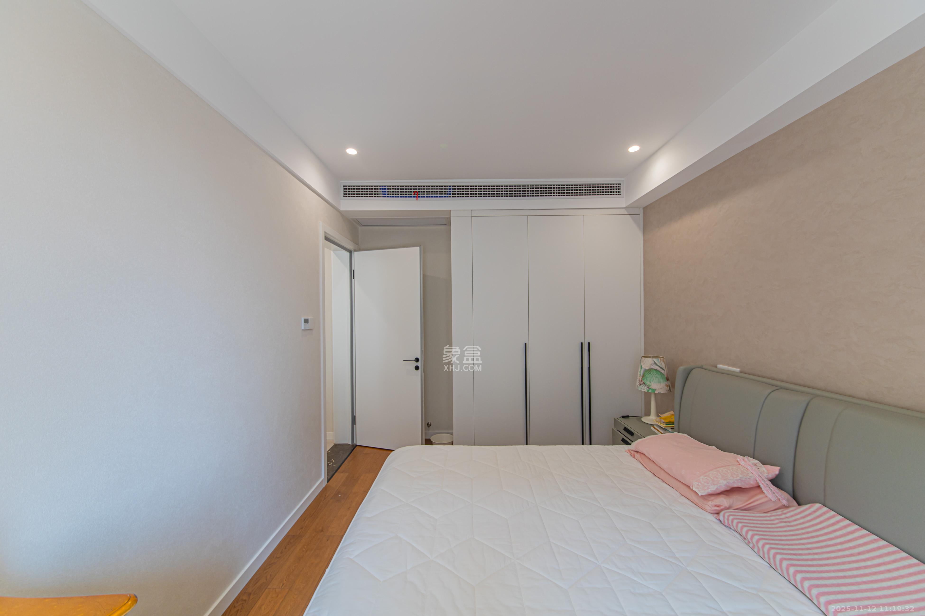 和泓融成府  3室2厅2卫    3200.0元/月室内图