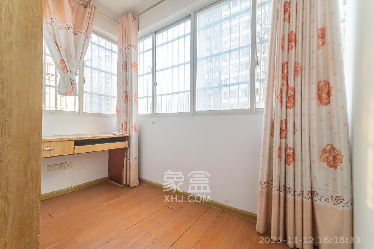 锦璨家园  2室1厅1卫    1400.0元/月室内图