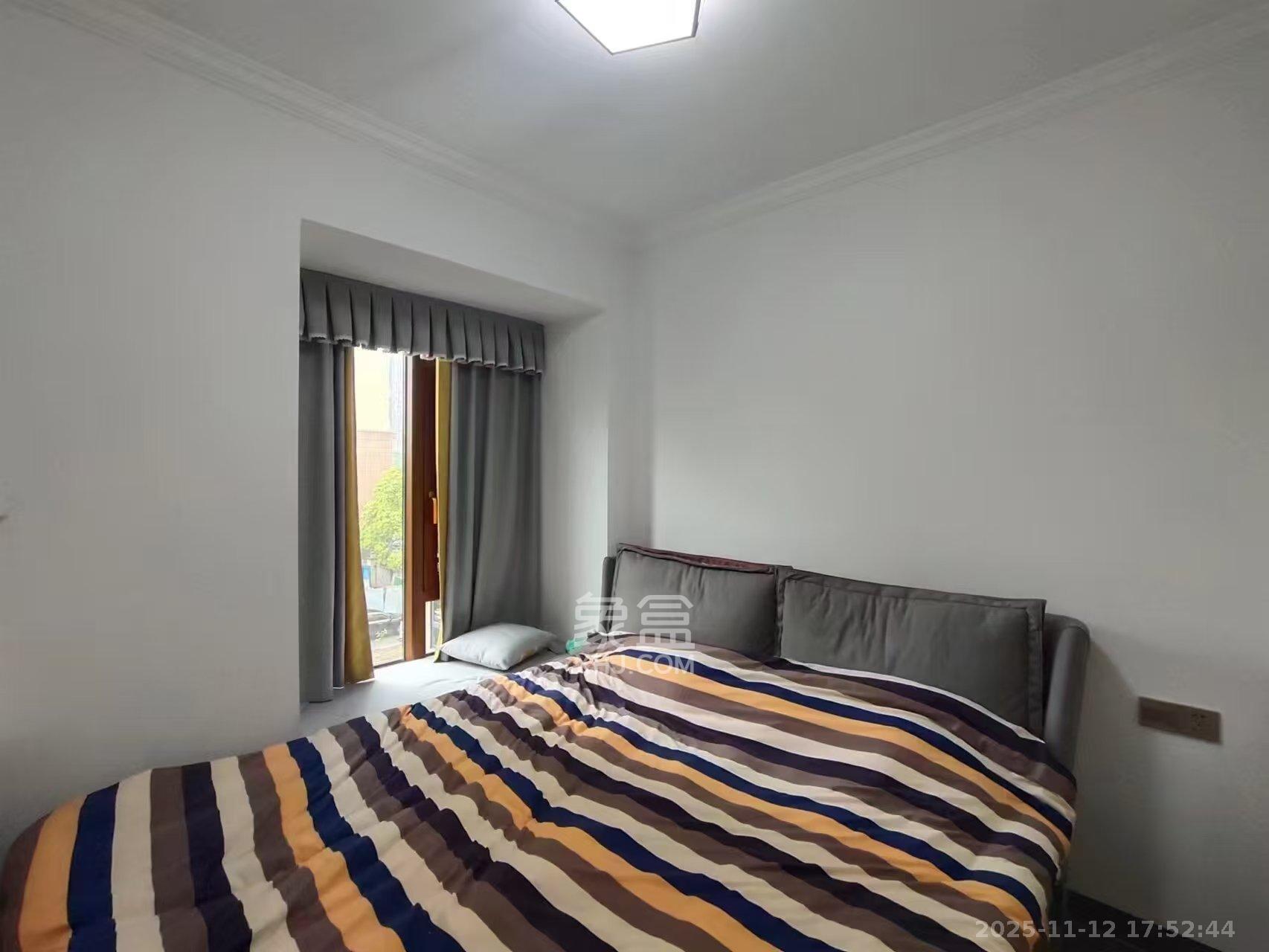 松雅湖壹号  3室2厅1卫    2600.0元/月室内图