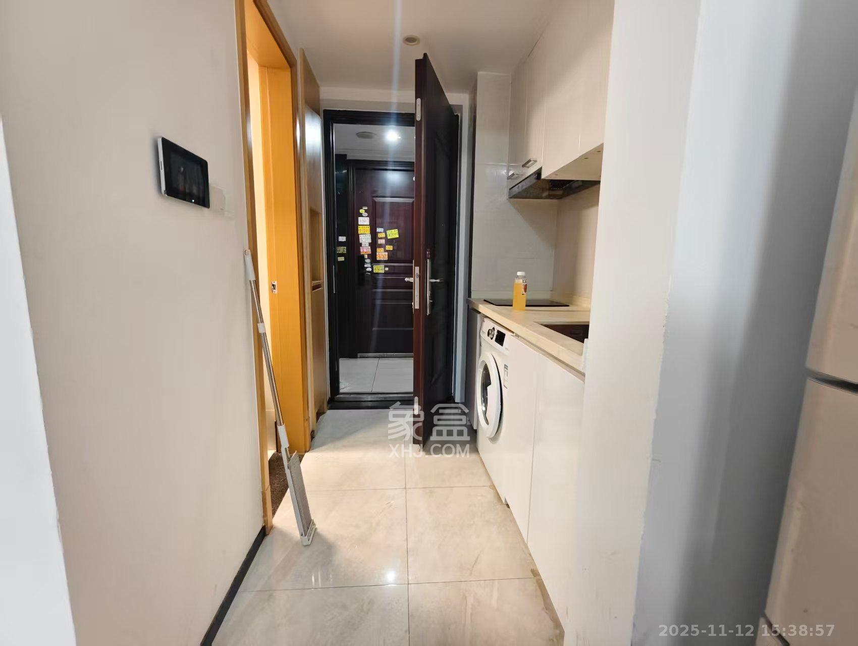 中海国际二期 1室1厅1卫 1100.0元/月 中海国际二期 1室1厅1卫 1100.0元/月室内图