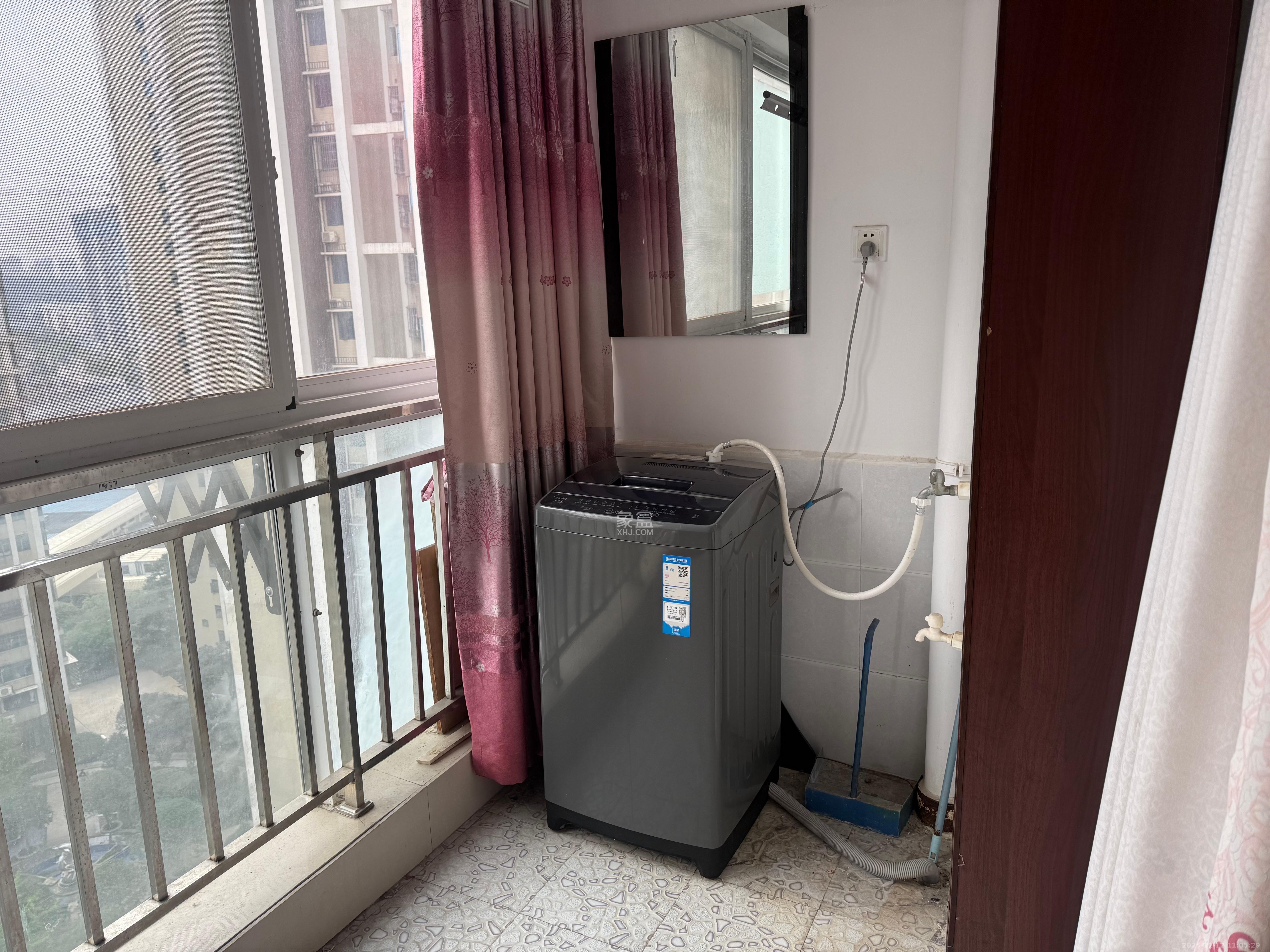 水映青山 2室2厅1卫 1900.0元/月 水映青山 2室2厅1卫 1900.0元/月室内图