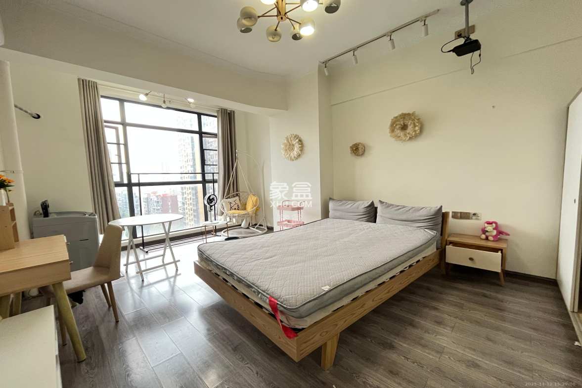 明大佳园 1室1厅1卫 1600.0元/月 明大佳园 1室1厅1卫 1600.0元/月室内图