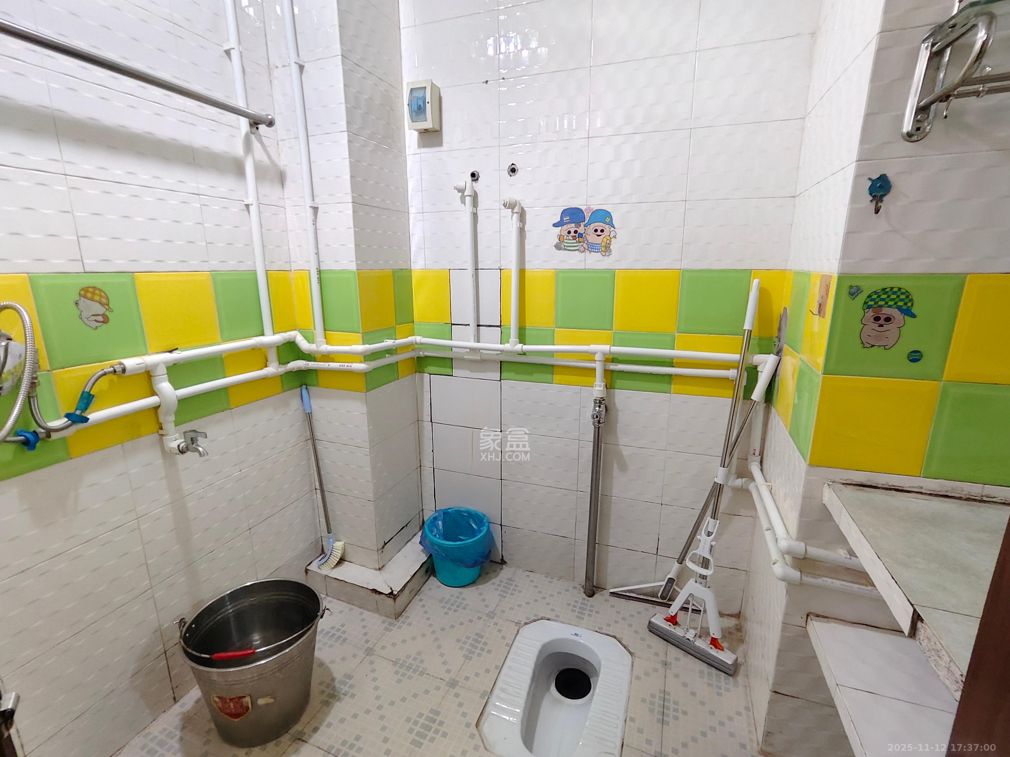 伍家岭生活广场  1室0厅1卫    1200.0元/月室内图