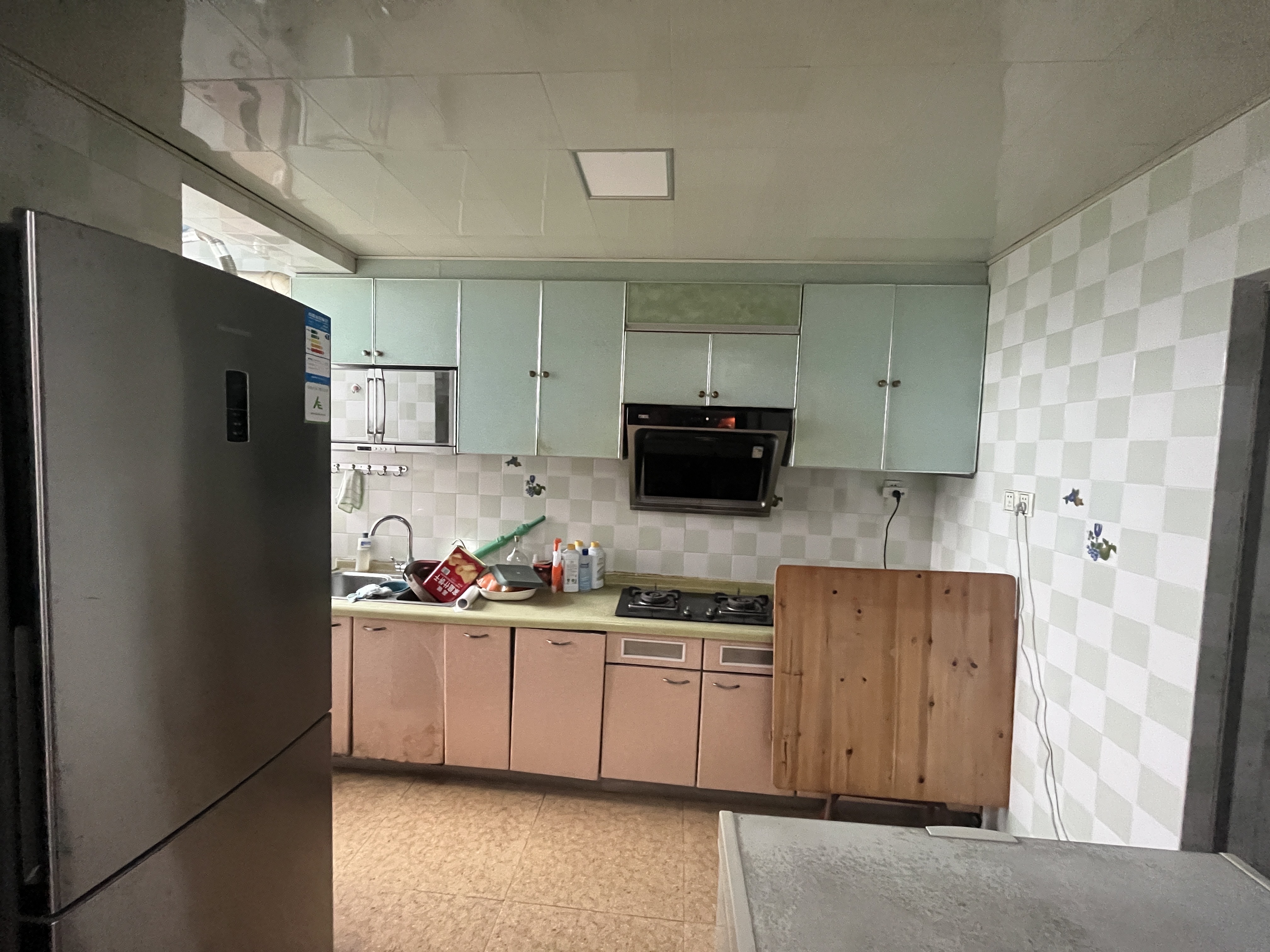 金鹿公寓 4室2厅2卫 3000.0元/月 金鹿公寓 4室2厅2卫 3000.0元/月室内图