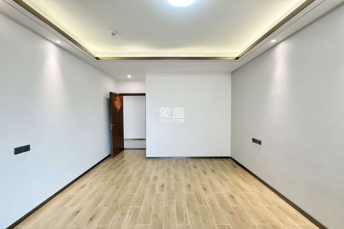 海航豪庭南苑 3室2厅1卫 4000.0元/月 海航豪庭南苑 3室2厅1卫 4000.0元/月室内图