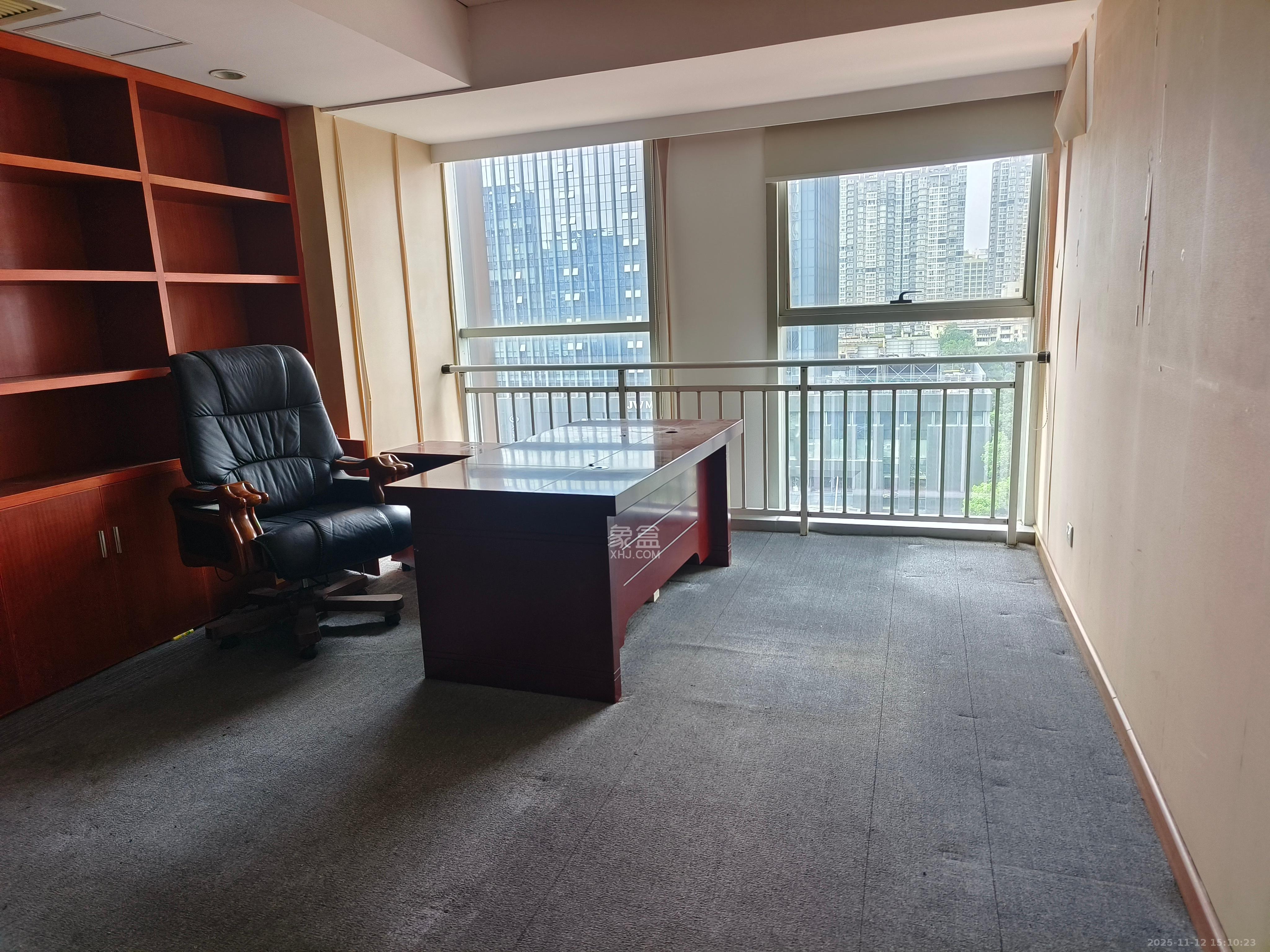 商会大厦   1274.0㎡      57300.0元/月室内图