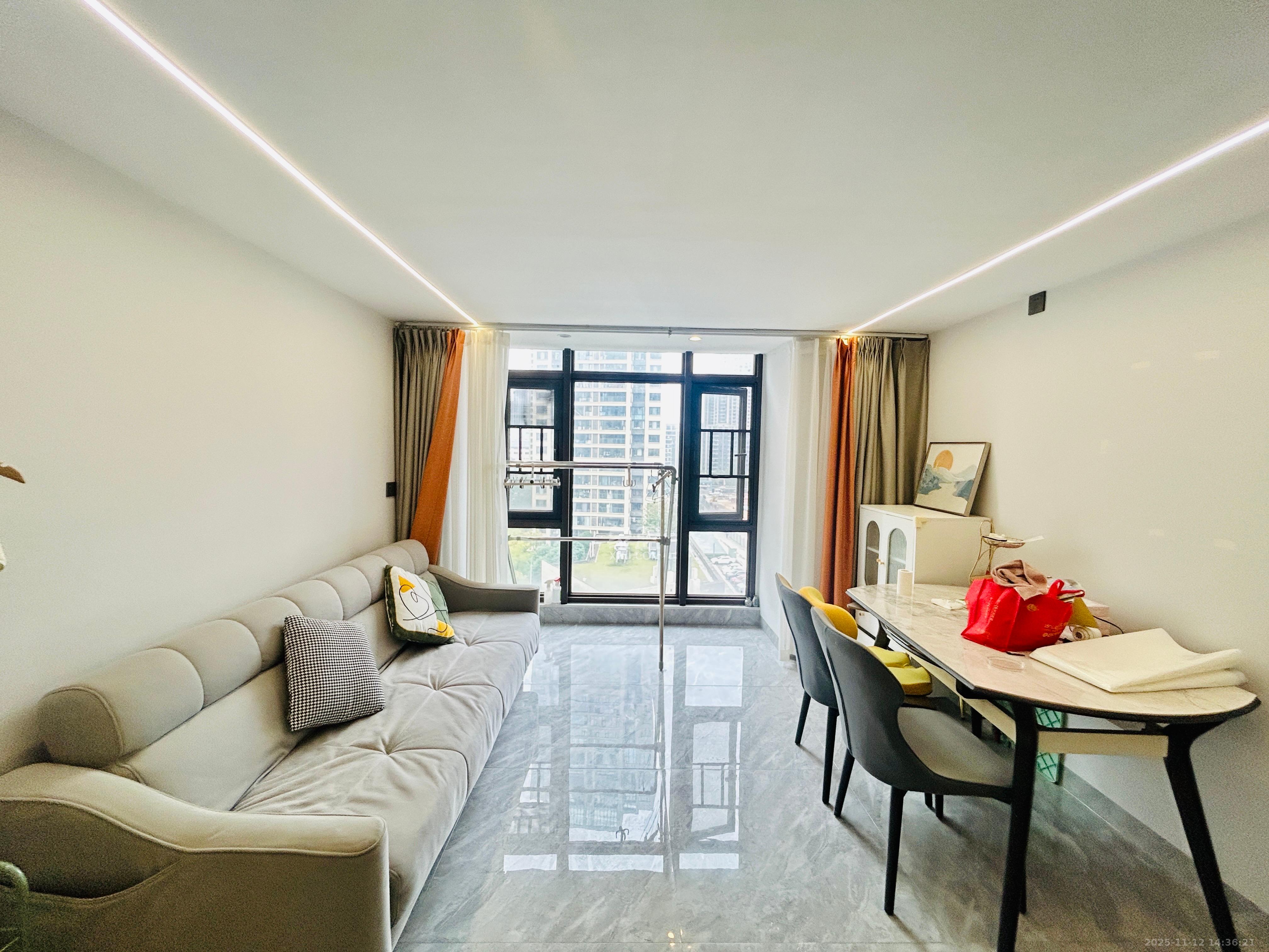 华润琨瑜府  2室2厅1卫    2500.0元/月室内图