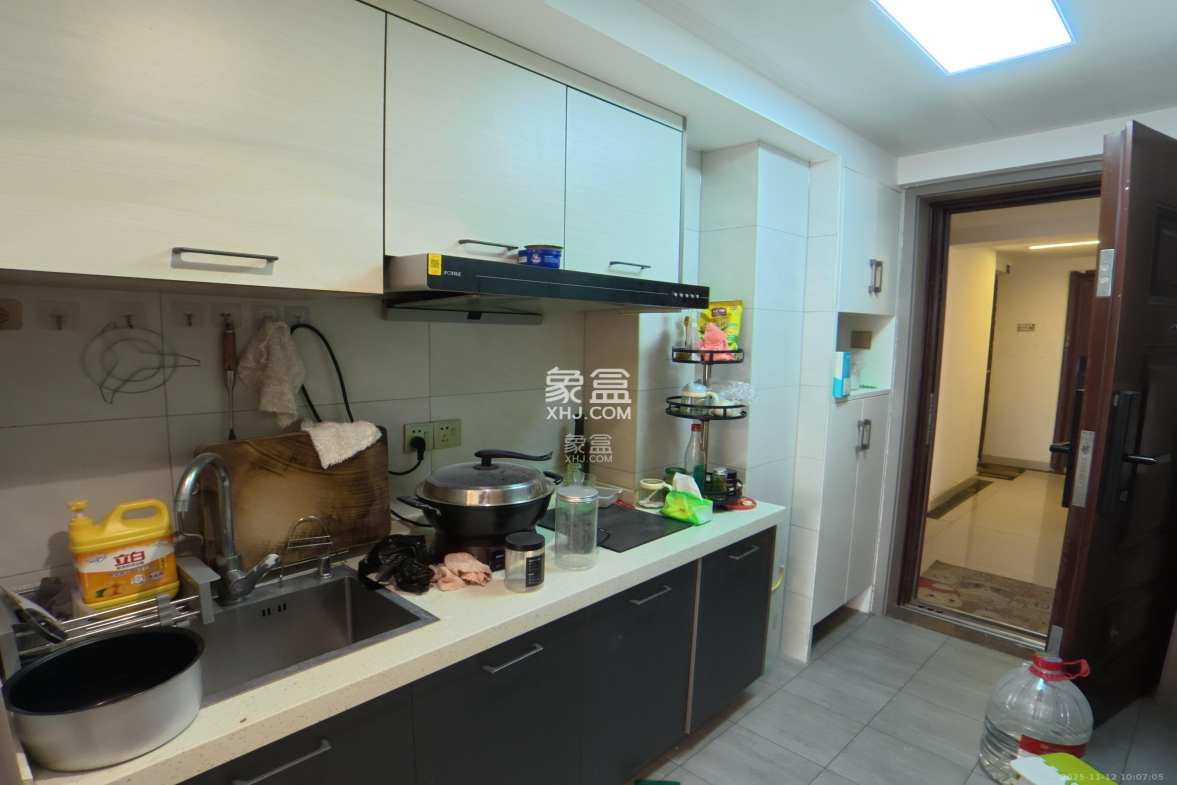 鑫远悦城(鑫远悦时代) 2室1厅1卫 1900.0元/月 鑫远悦城(鑫远悦时代) 2室1厅1卫 1900.0元/月室内图