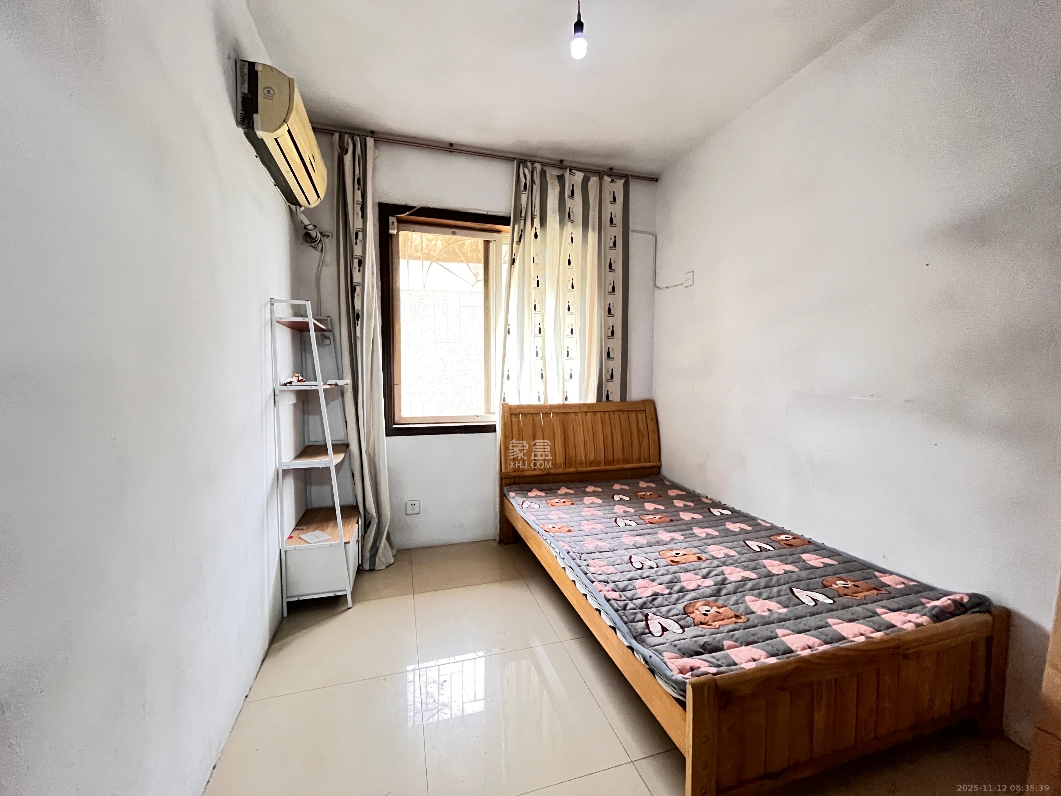 德政园  2室2厅1卫    1300.0元/月室内图