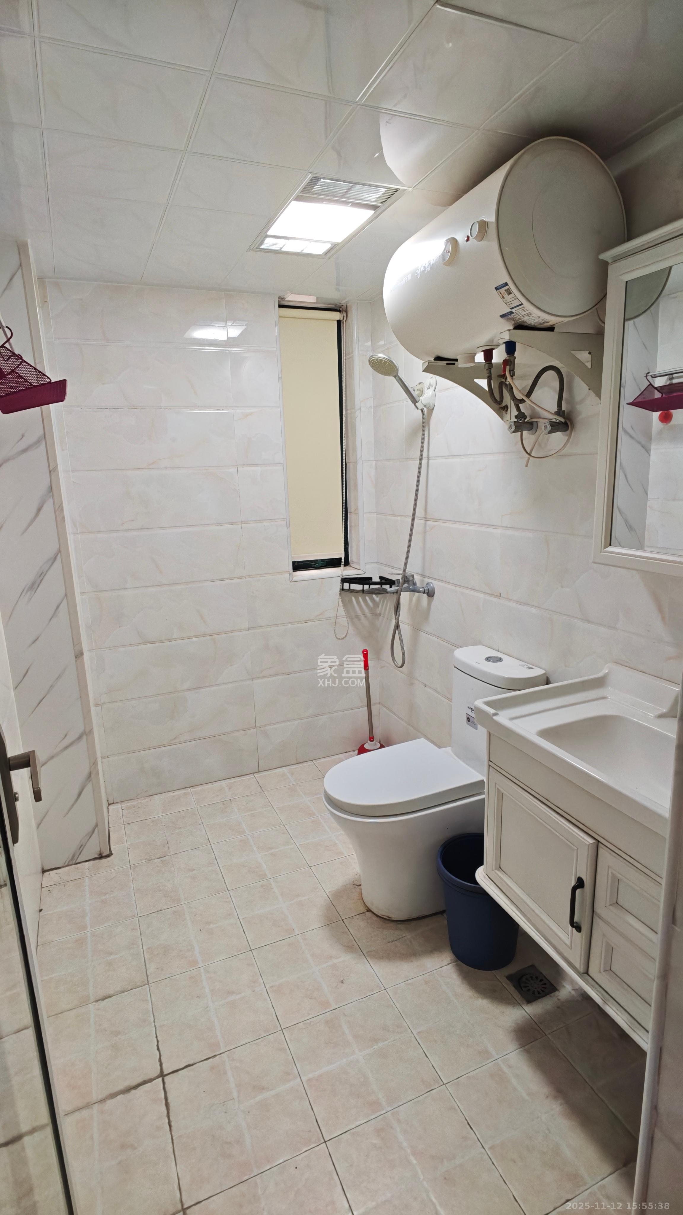 东玺门  3室2厅2卫    3200.0元/月室内图