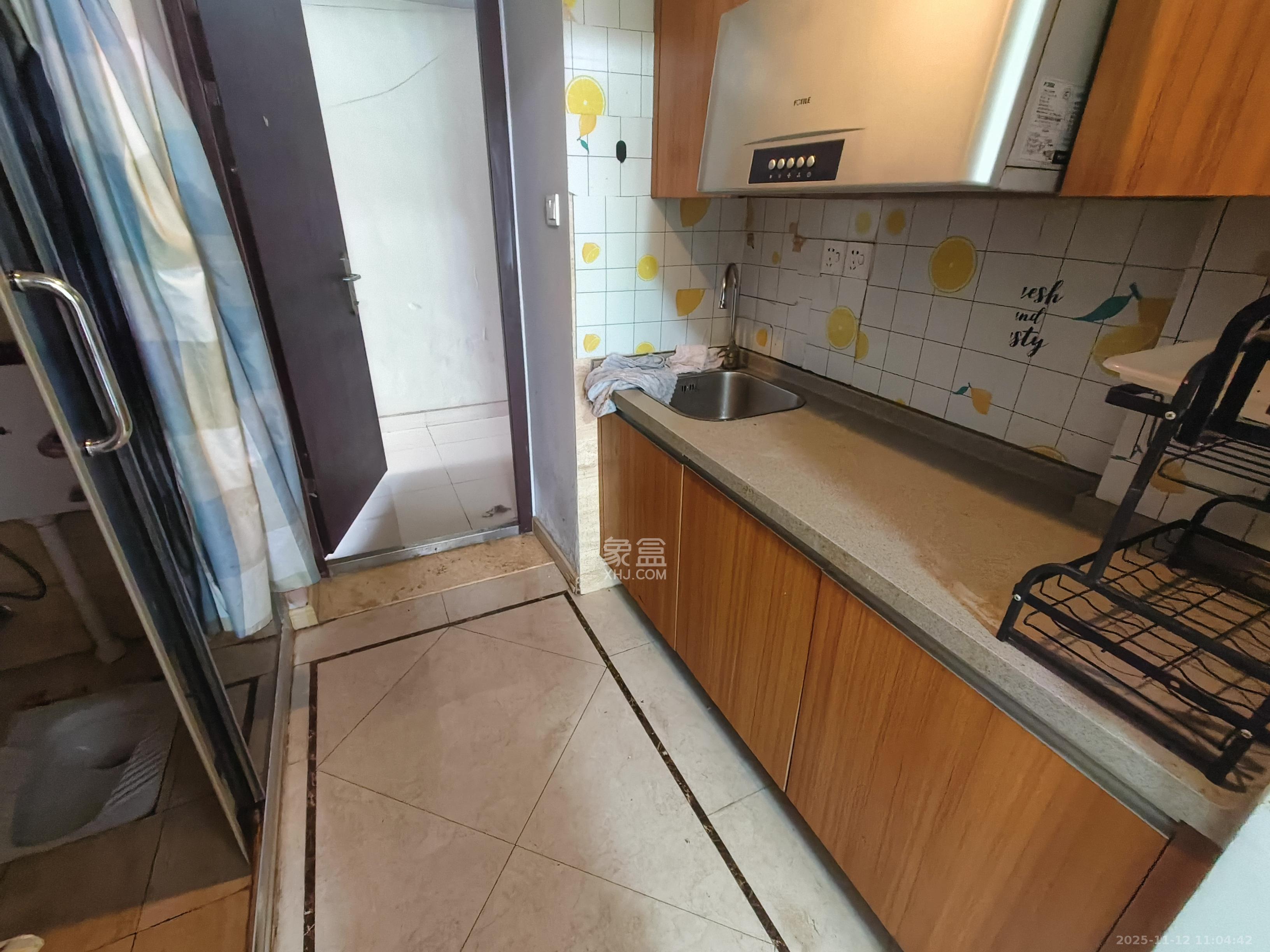 万科城 1室1厅1卫 1300.0元/月 万科城 1室1厅1卫 1300.0元/月室内图