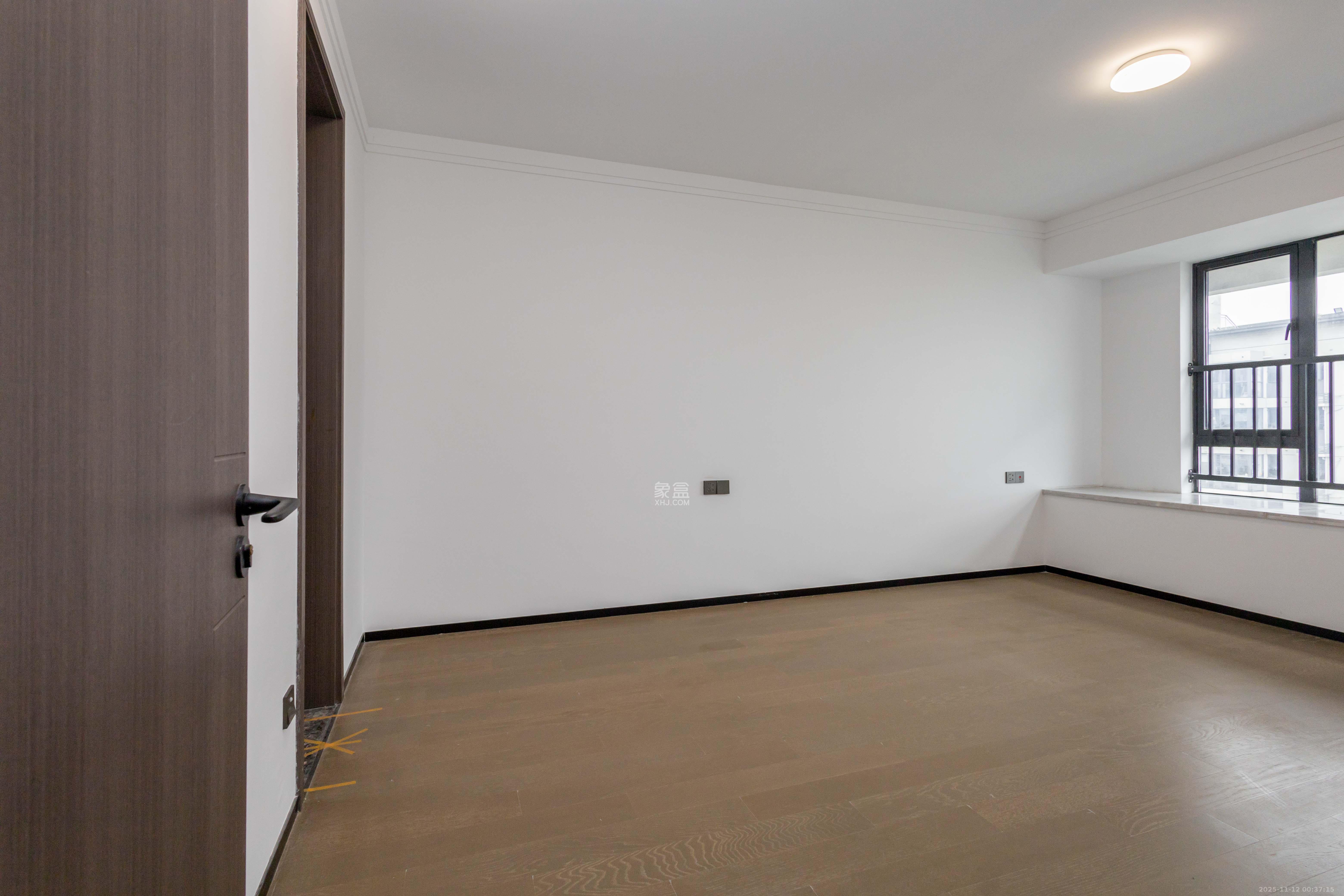 湘语洺悦 4室2厅2卫 200.0万 湘语洺悦 4室2厅2卫 200.0万卧室