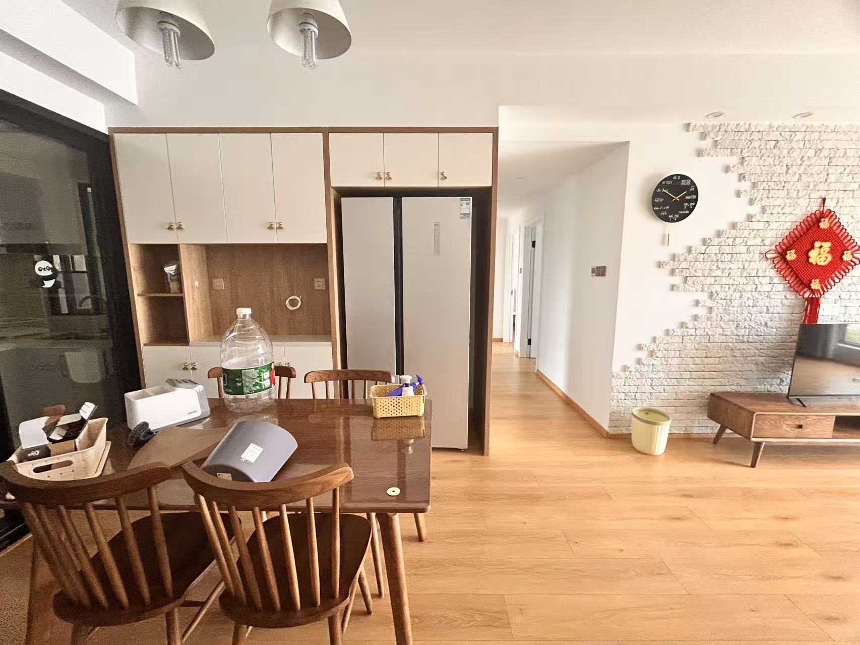 东岳新外滩 1室1厅1卫 2000.0元/月 东岳新外滩 1室1厅1卫 2000.0元/月室内图