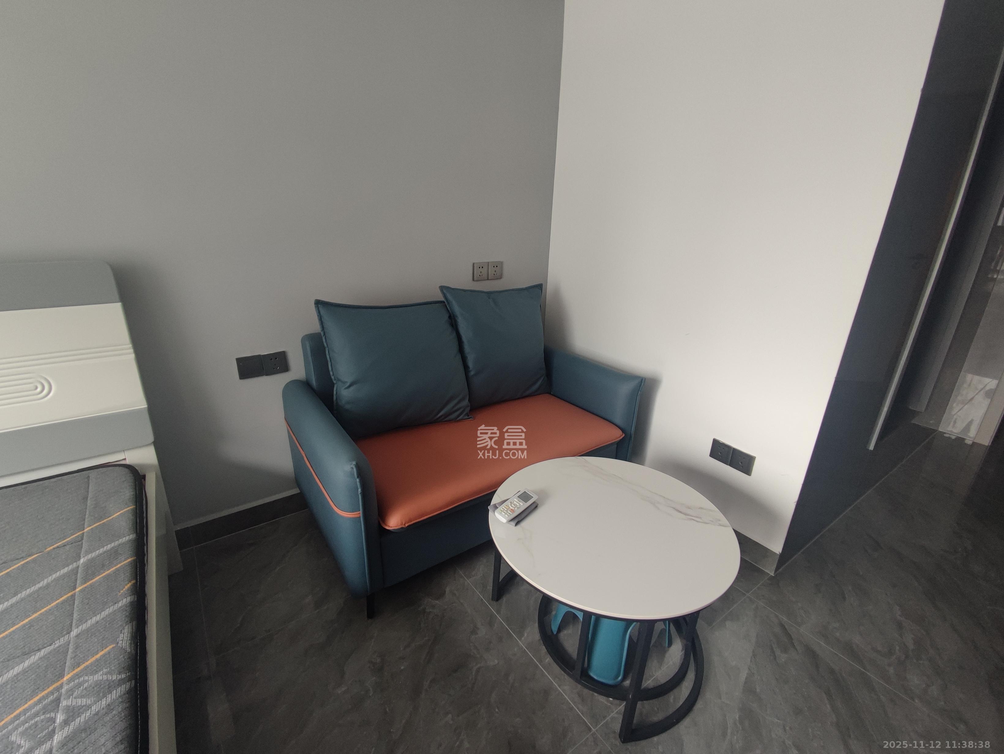 龙湖湘江星座（祺鑫星座公寓）  1室1厅1卫    1200.0元/月室内图