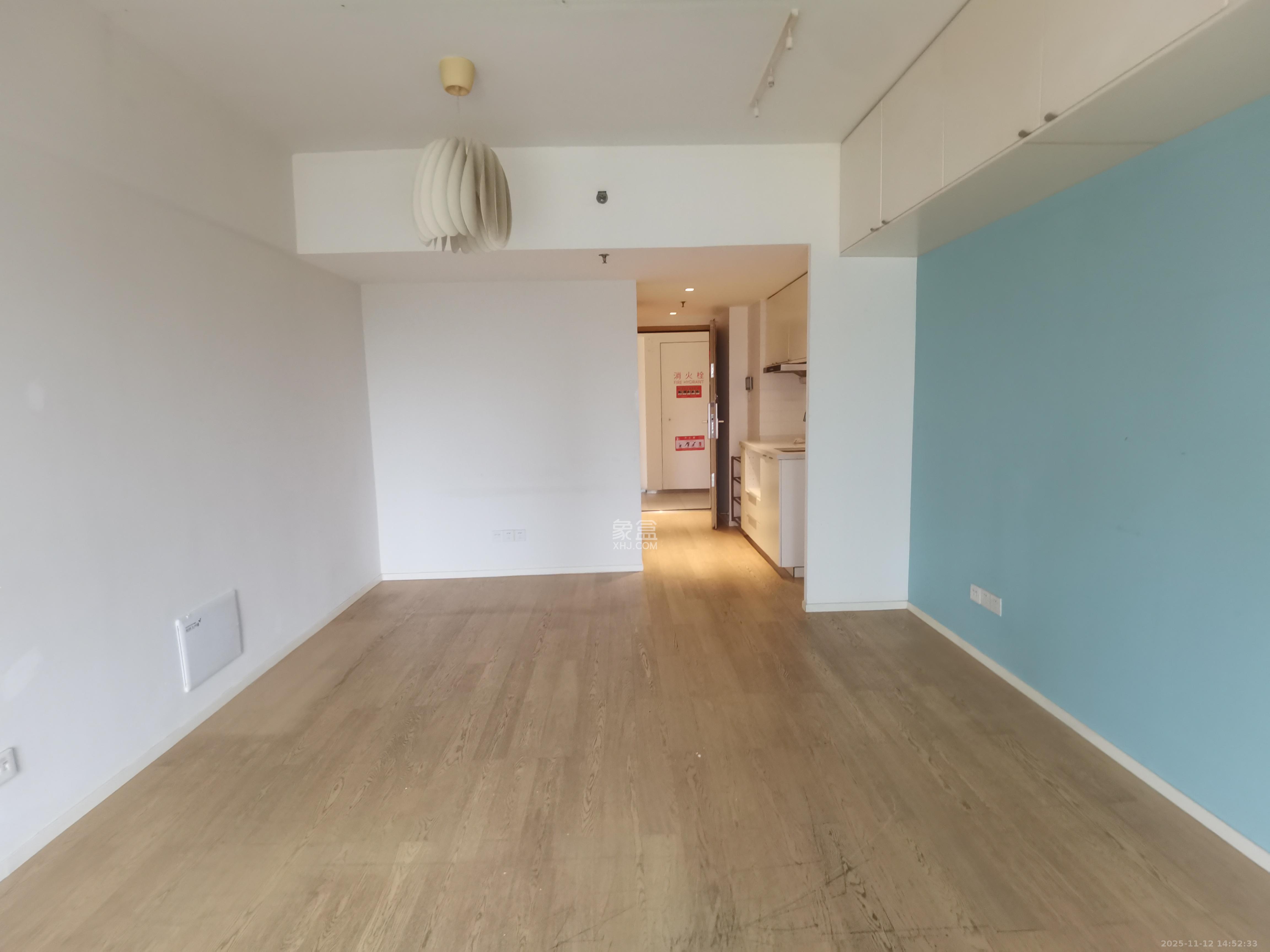 荟聚之光  1室1厅1卫    2100.0元/月室内图