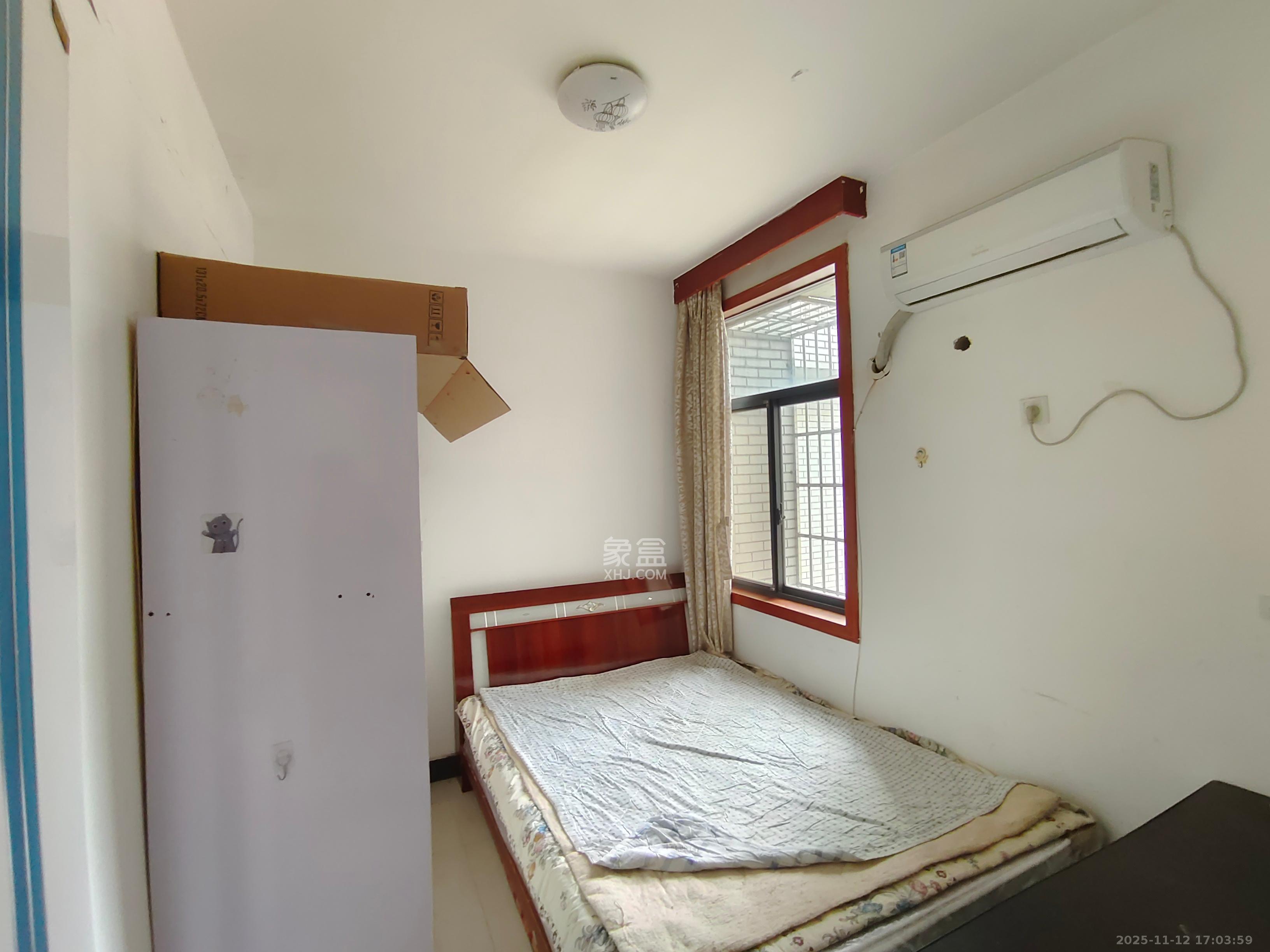 黄鹤小区4片  1室1厅0卫    1500.0元/月室内图