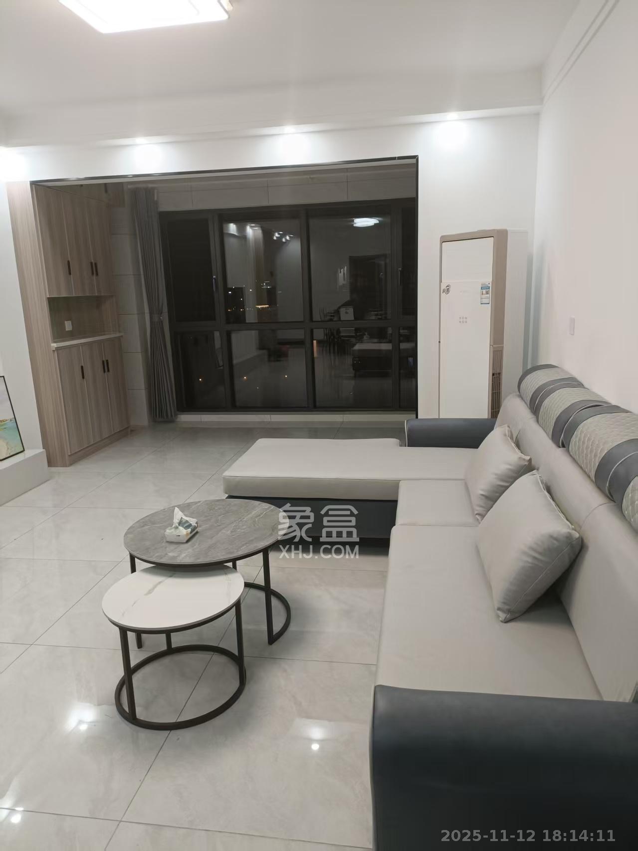 惟泽园  3室2厅2卫    3100.0元/月