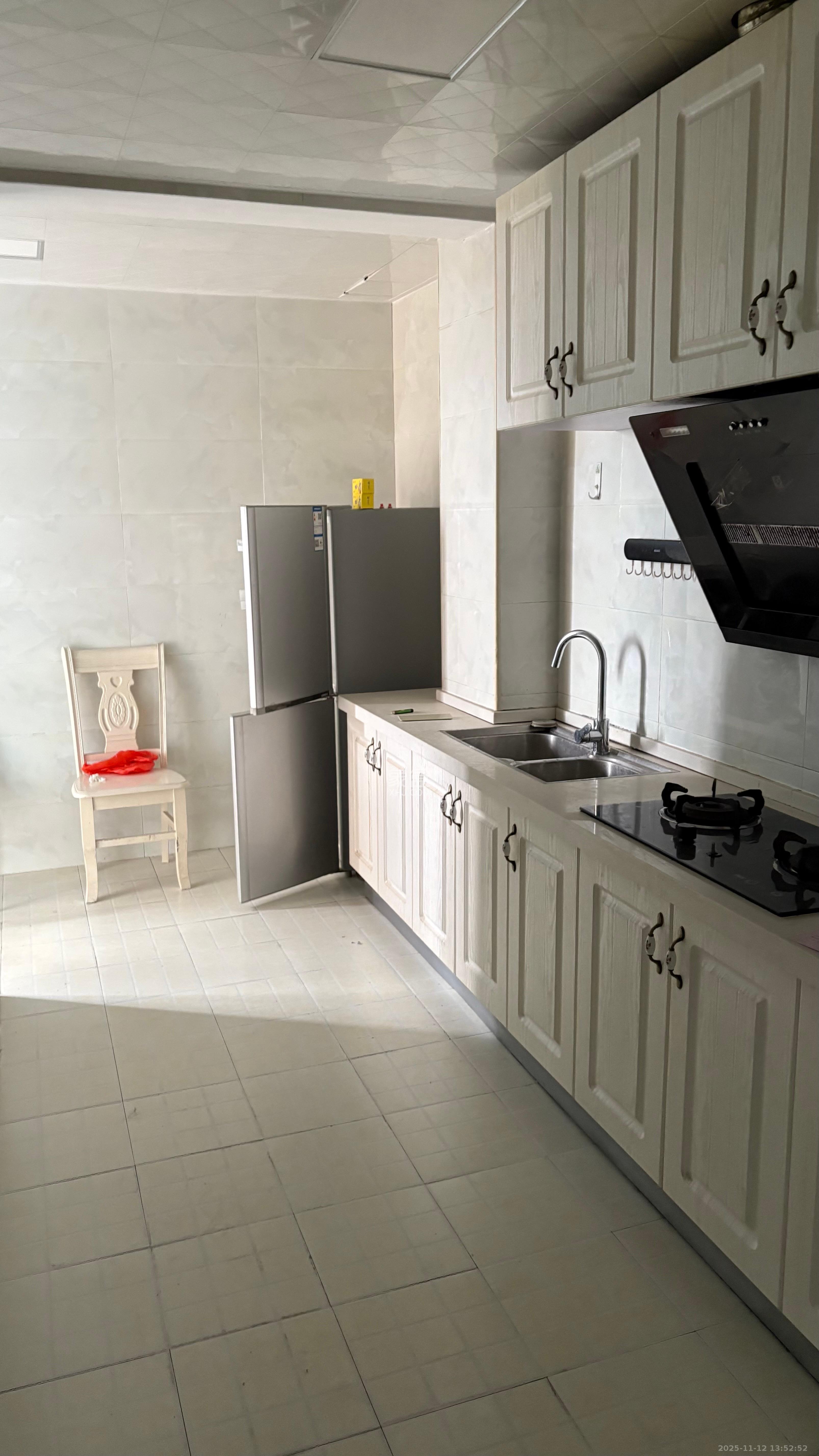 中信凯旋城（中信新城四期）  3室2厅1卫    1800.0元/月室内图