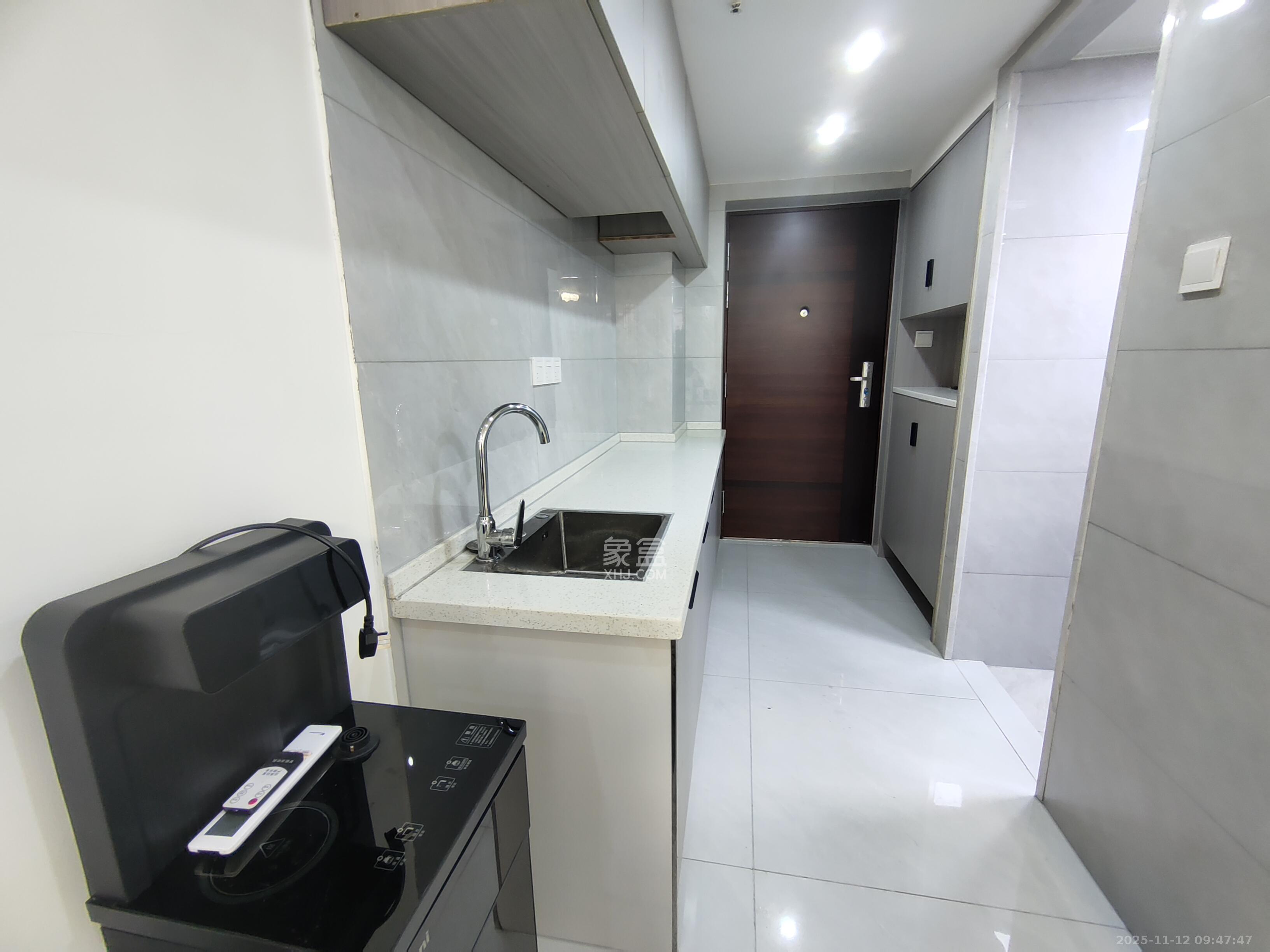 润和滨江府 2室2厅1卫 1700.0元/月 润和滨江府 2室2厅1卫 1700.0元/月室内图