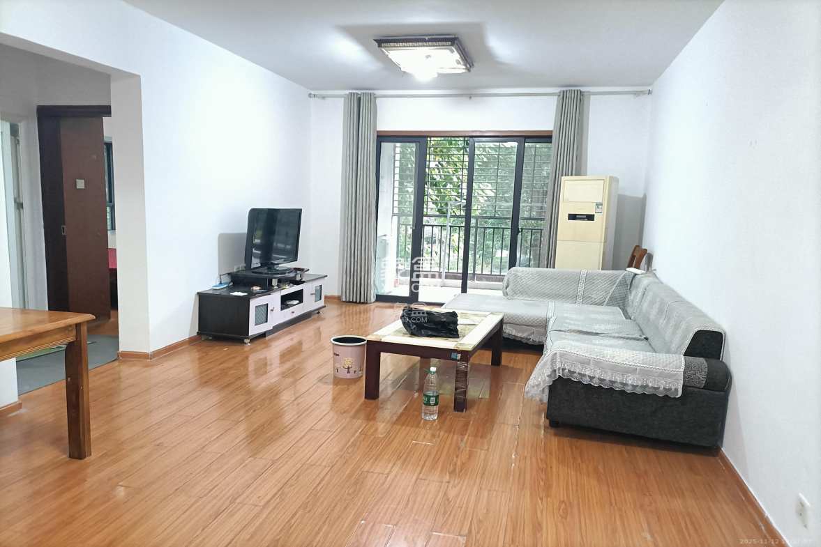 天骄福邸 2室2厅1卫 2100.0元/月 天骄福邸 2室2厅1卫 2100.0元/月室内图