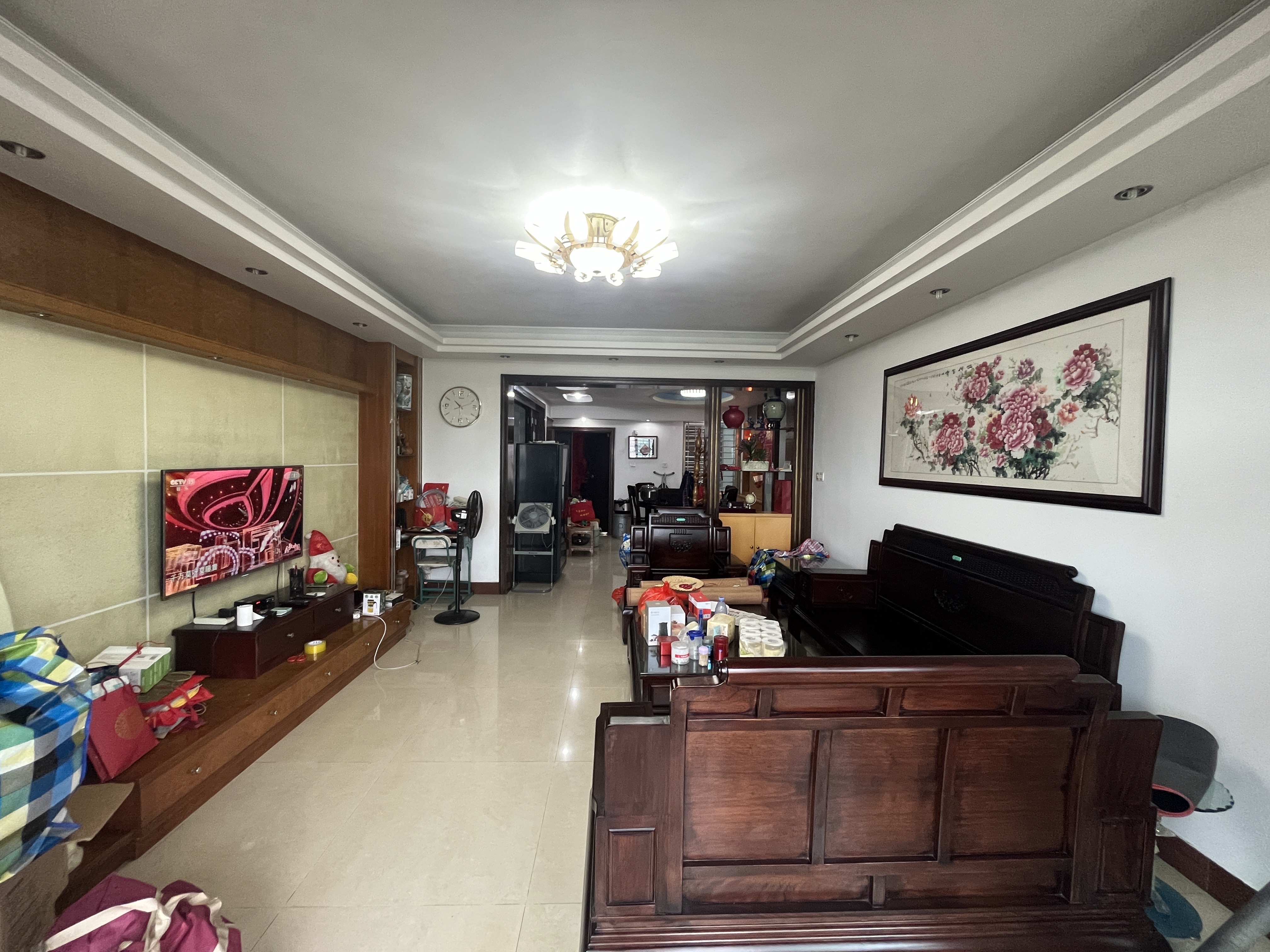 金鹿公寓 4室2厅2卫 3000.0元/月 金鹿公寓 4室2厅2卫 3000.0元/月室内图