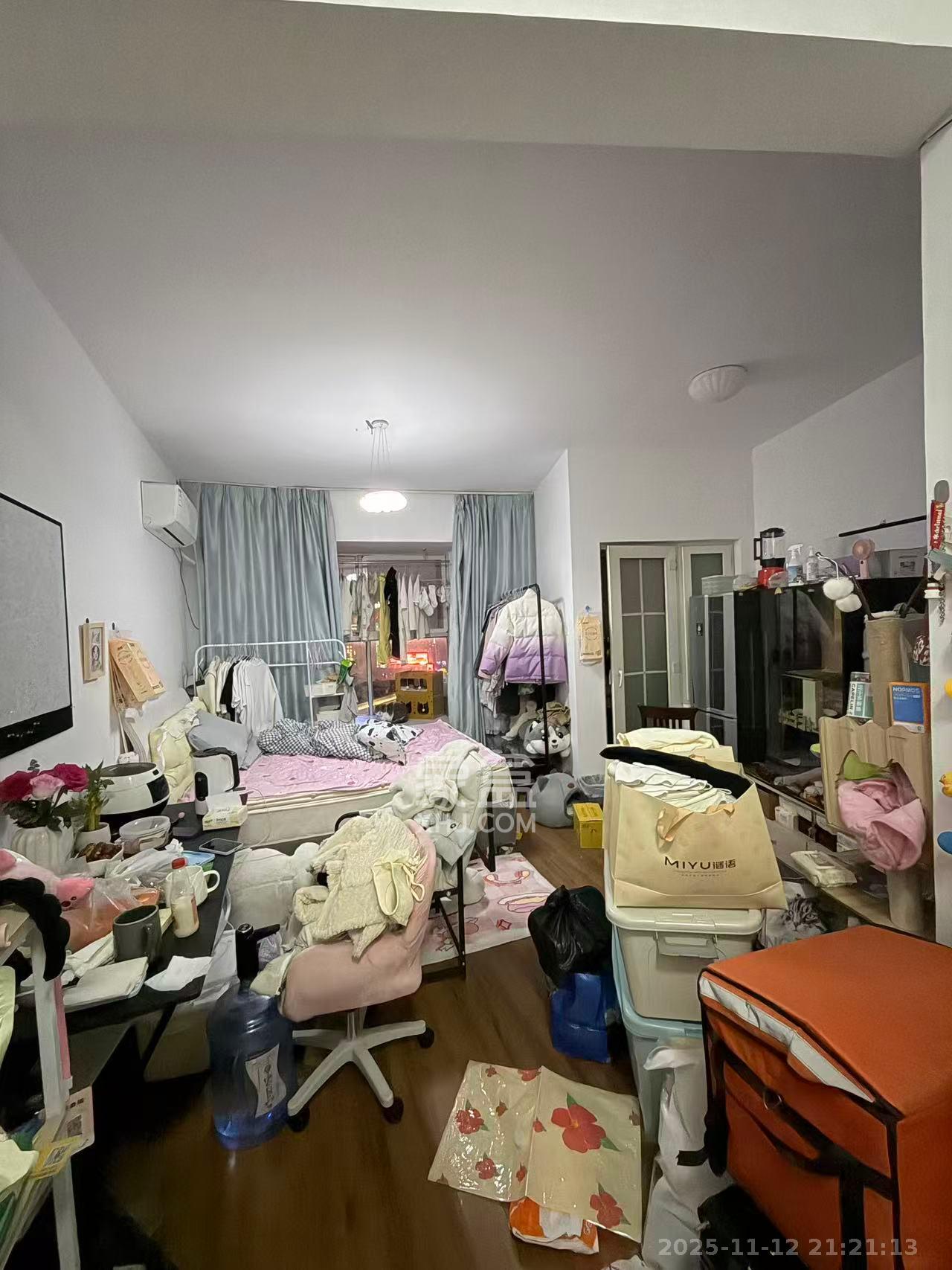 颐美会现代城  1室1厅1卫    1400.0元/月室内图