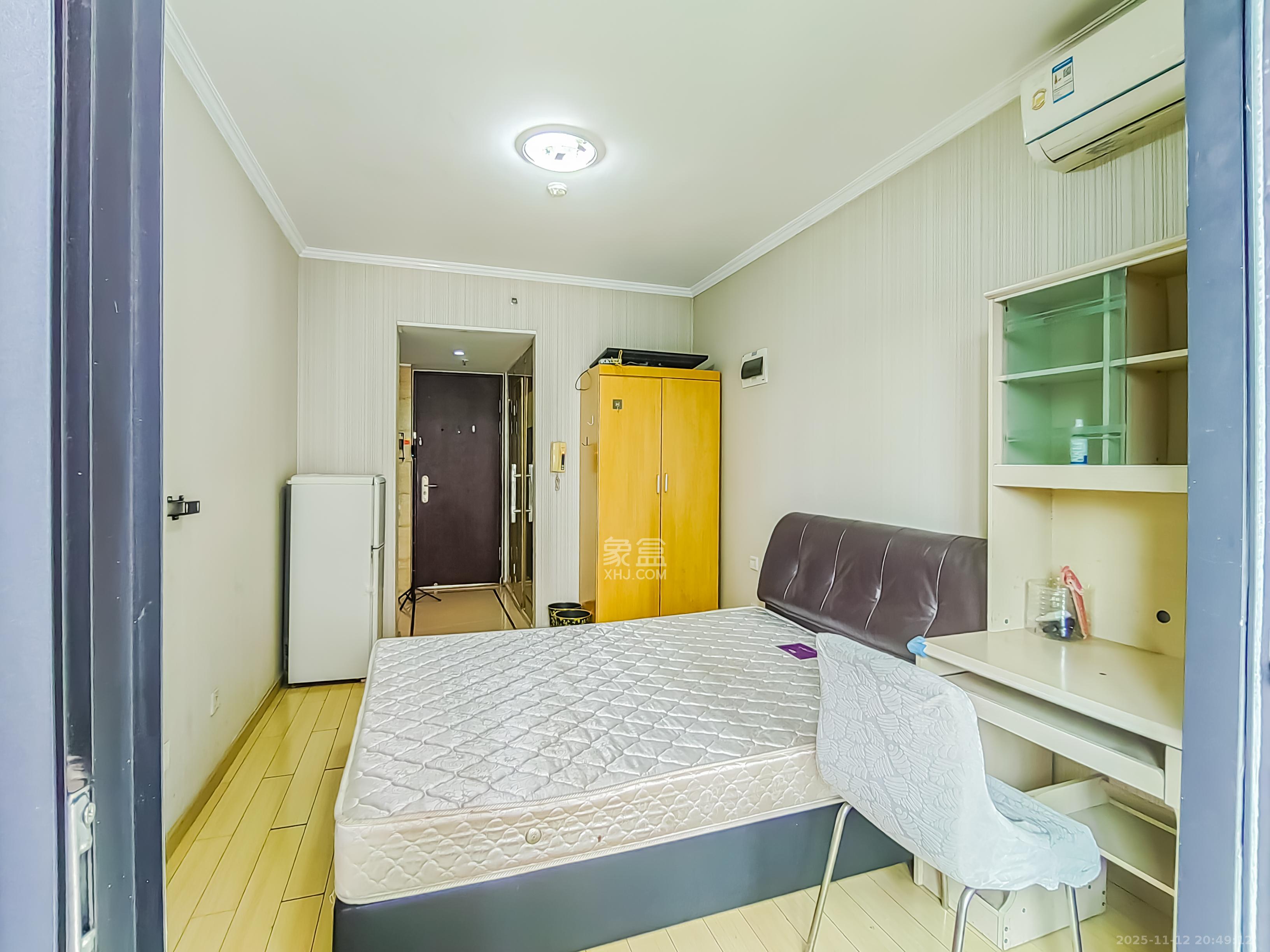 万科金域华府一期  1室0厅1卫    16.5万其他