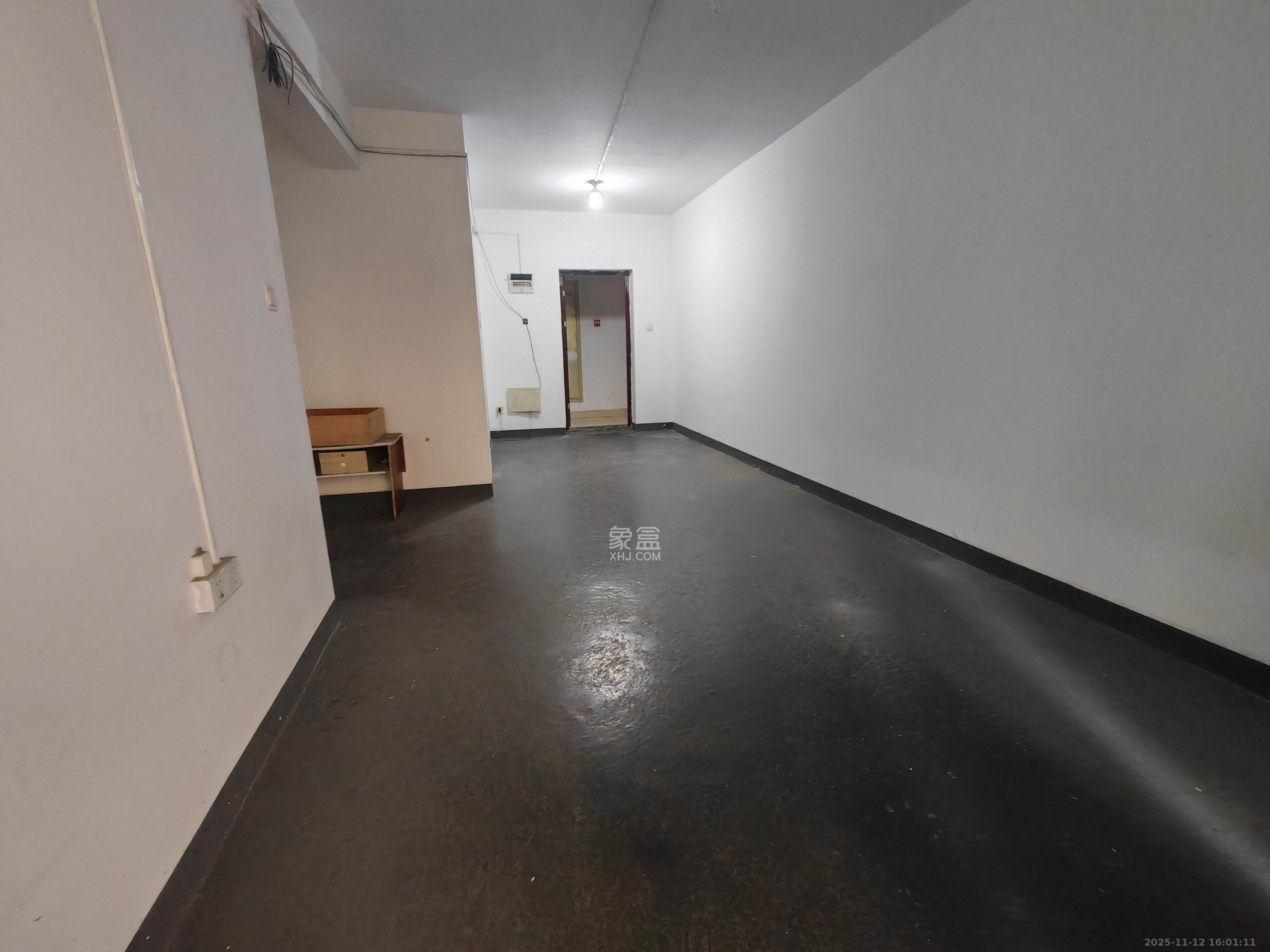 MOMA当代广场  3室2厅1卫    1380.0元/月室内图